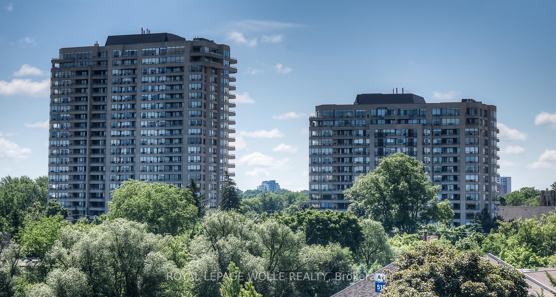 6 Willow Street 1907, Waterloo, ON N2J 4S3 — Waterloo, Ontario