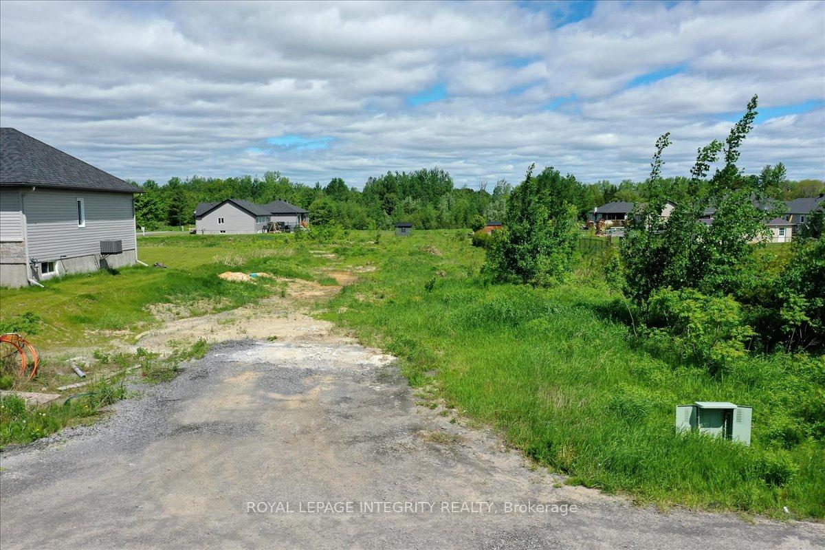 237 ROXANNE Street, Clarence-Rockland, ON K0A 1N0 — Clarence-Rockland, Ontario