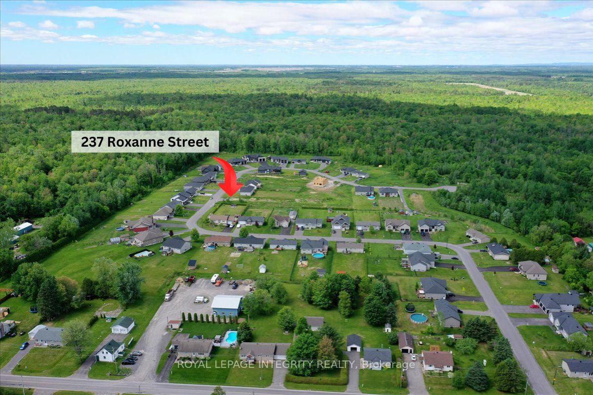 237 ROXANNE Street, Clarence-Rockland — photo 5 of 5