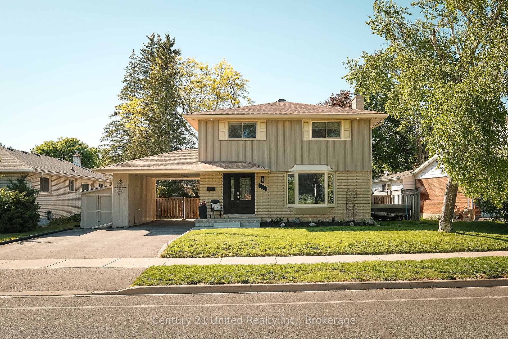 1233 Franklin Drive, Peterborough — photo 2 of 5
