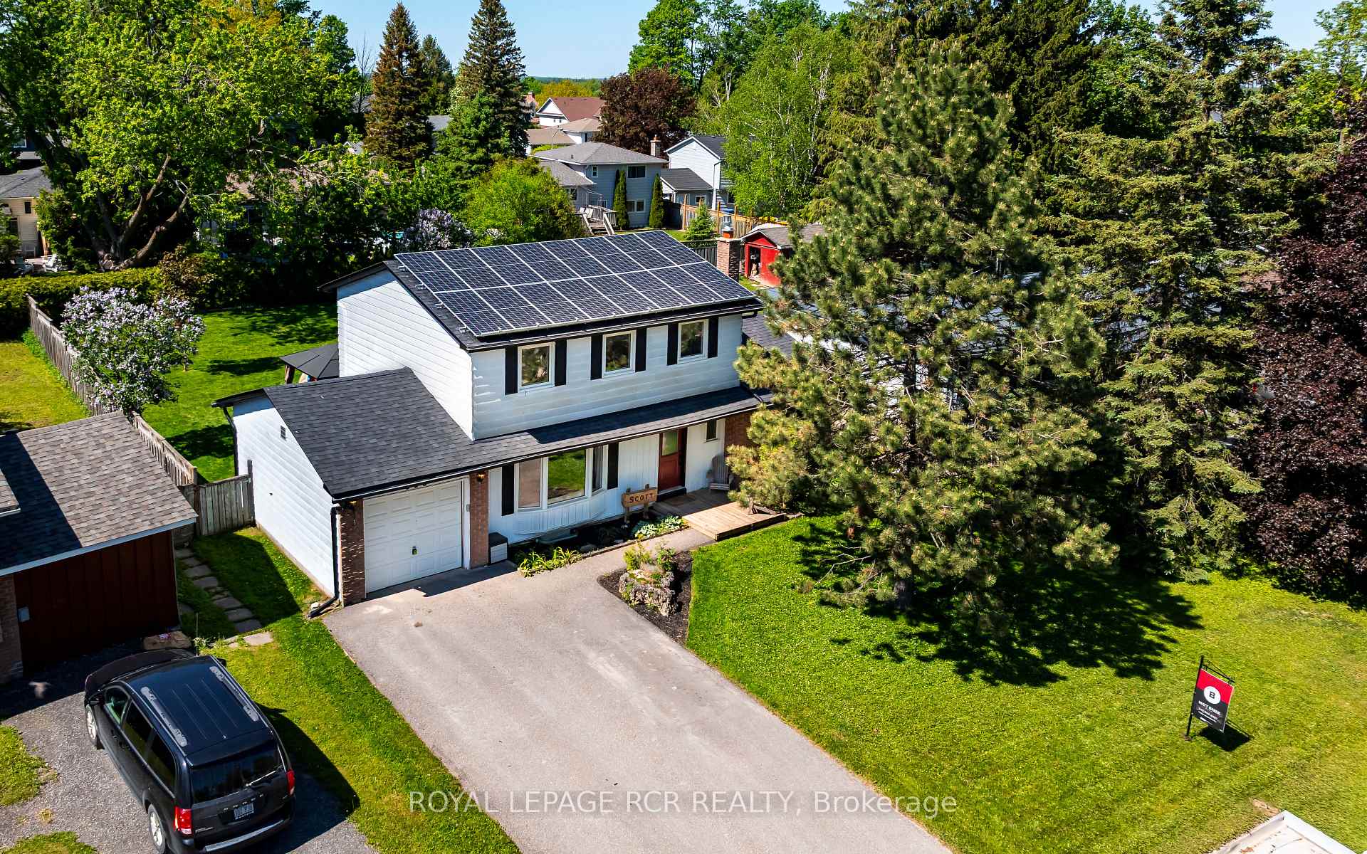 510 Monica Court, Shelburne — photo 3 of 5