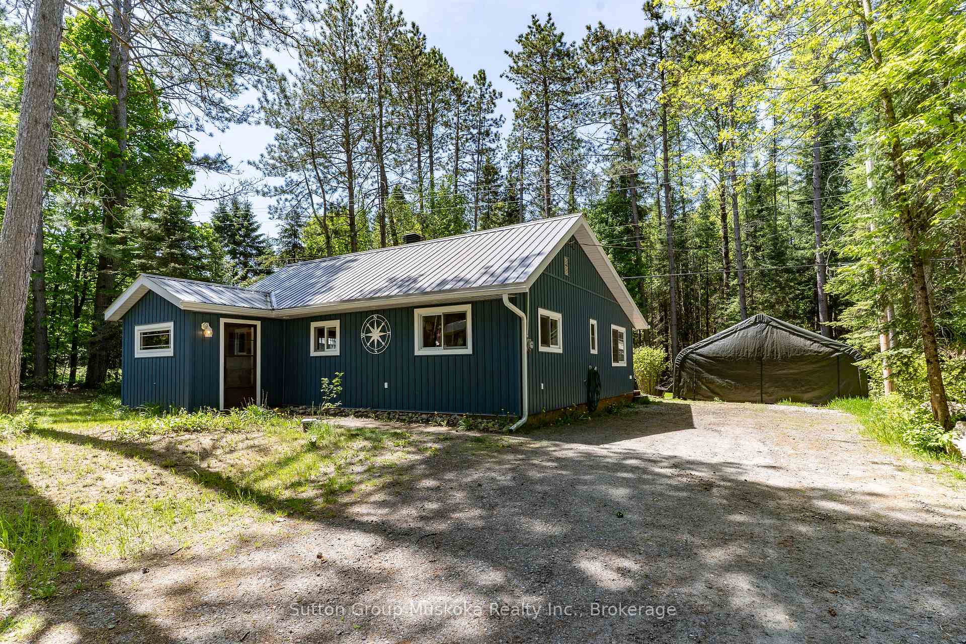 290 South Waseosa Lake Road, Huntsville, ON P1H 2N5 — Huntsville, Ontario