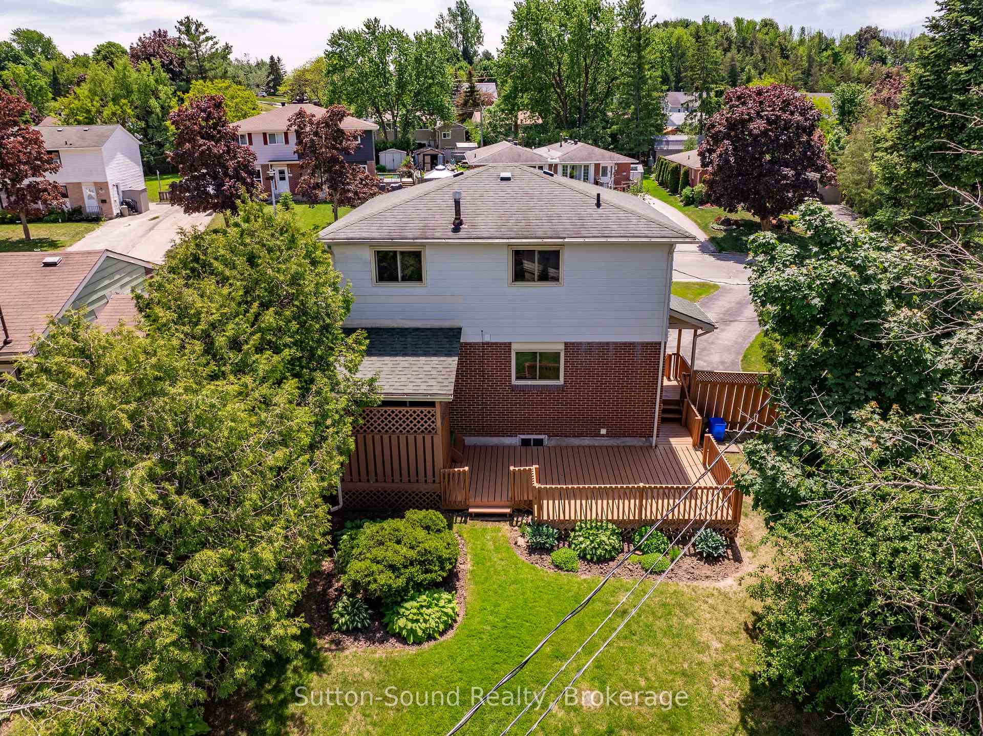 1038 11th Street E, Owen Sound — photo 3 of 5