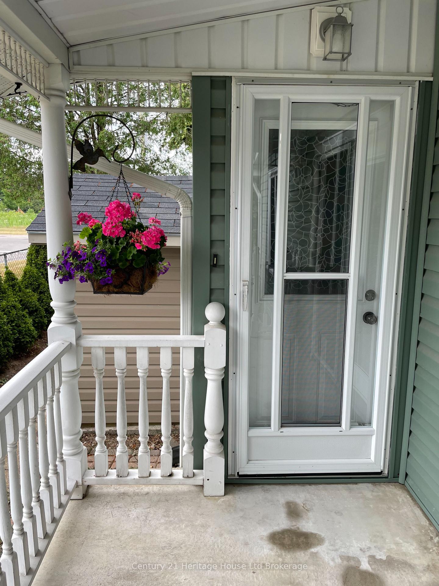 6B Cranberry Road, Tillsonburg, ON N4G 4Y9 — Tillsonburg, Ontario