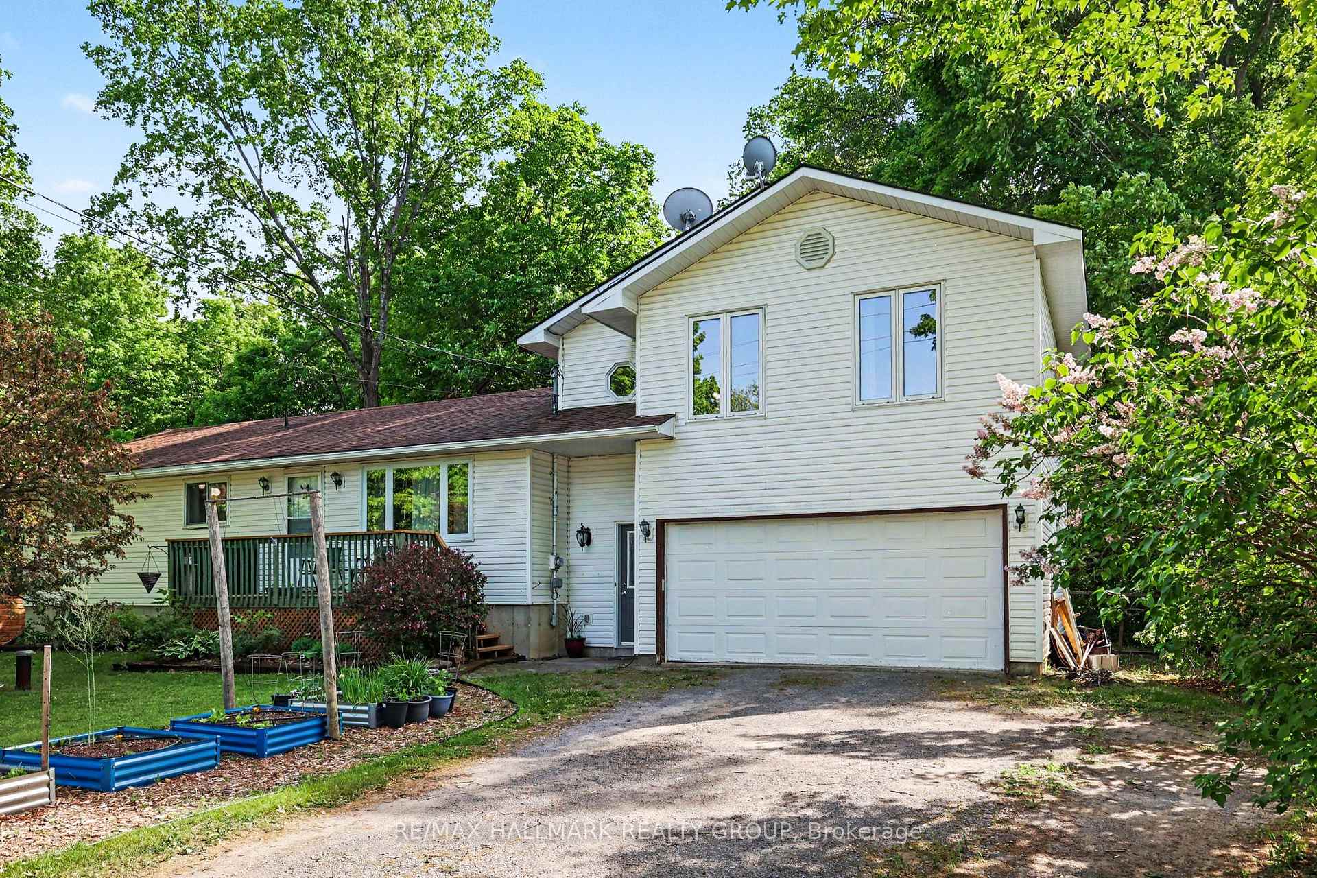 471 CAMPBELL Drive, McNab/Braeside, ON K7S 3G8 — McNab/Braeside, Ontario