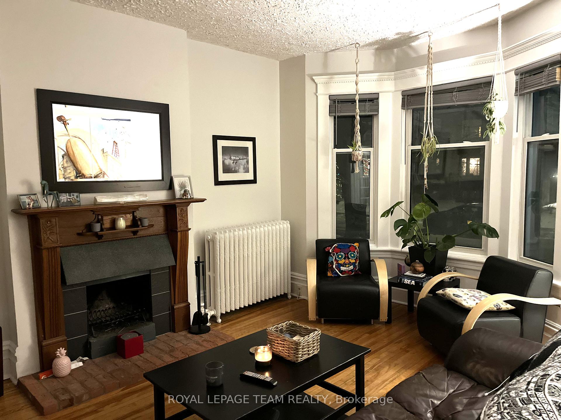 12 Woodlawn Avenue, Glebe - Ottawa East and Area — photo 2 of 5