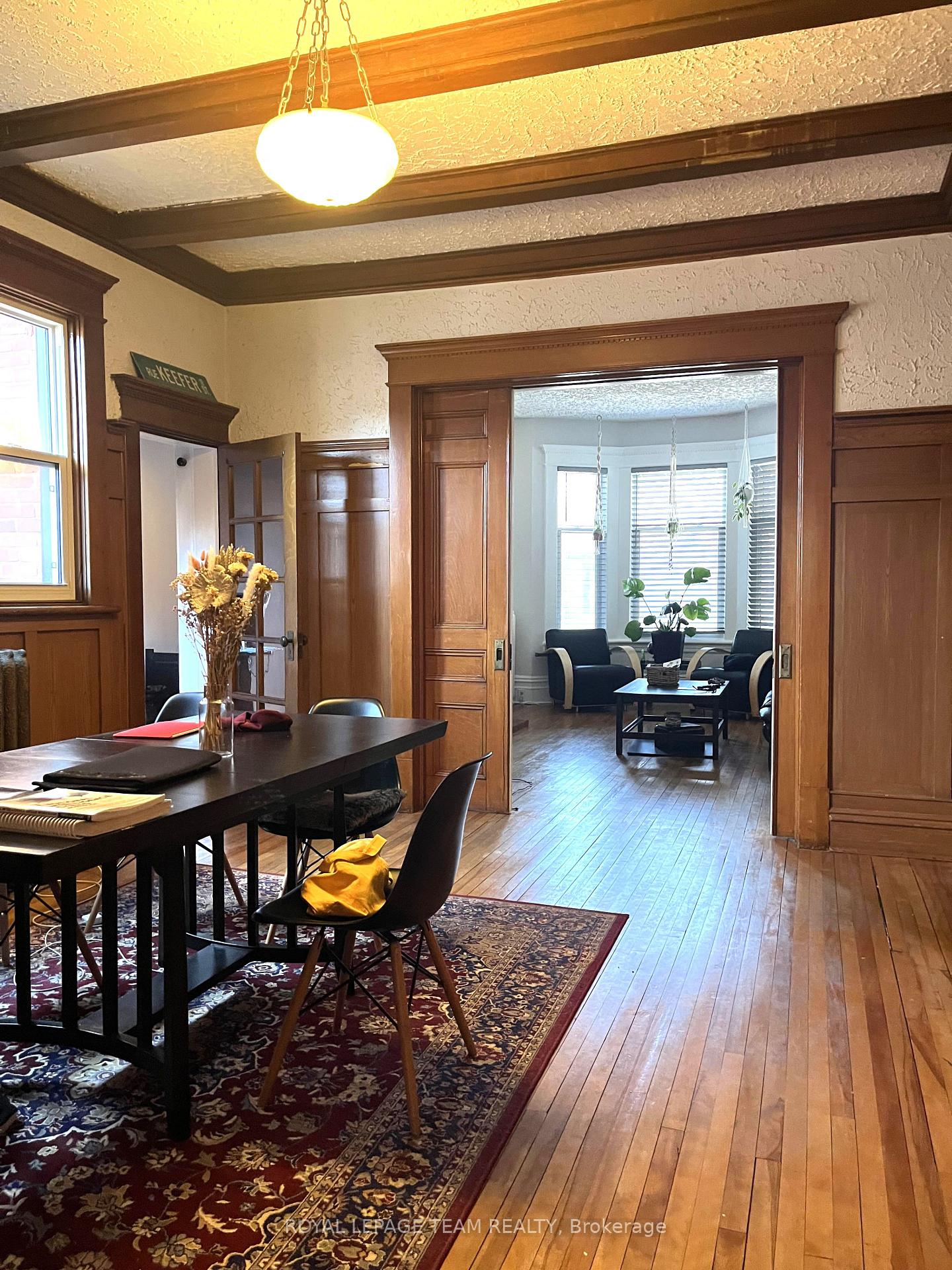 12 Woodlawn Avenue, Glebe - Ottawa East and Area — photo 3 of 5