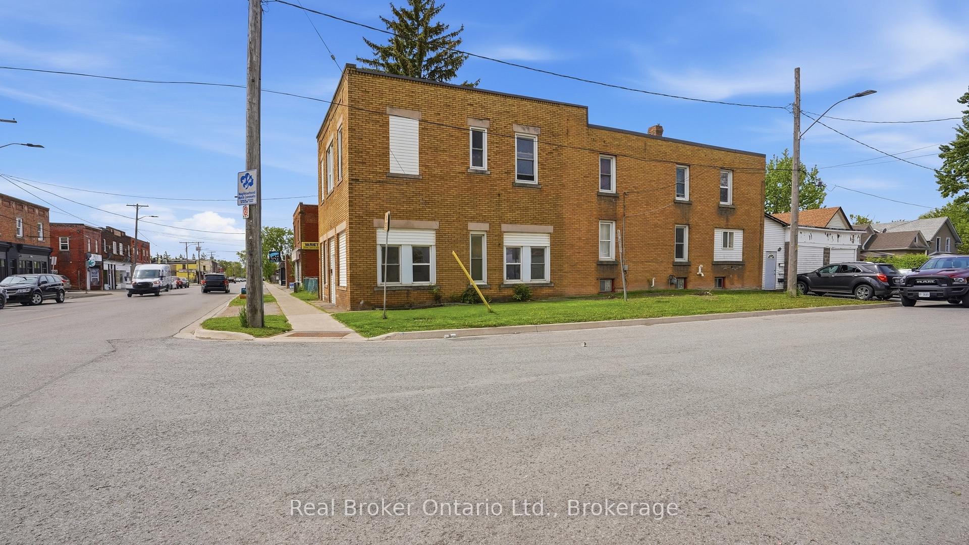 247 King Street, Welland — photo 3 of 5