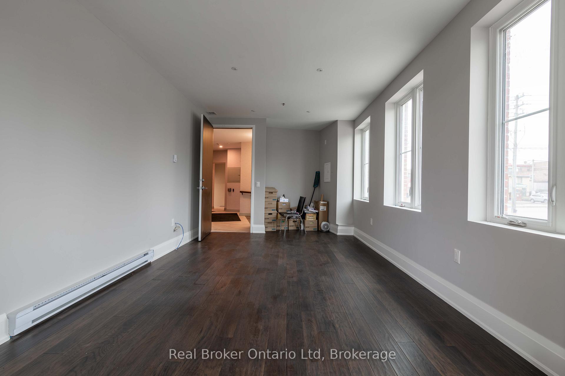 80 9th Street E 105, Owen Sound — photo 5 of 5