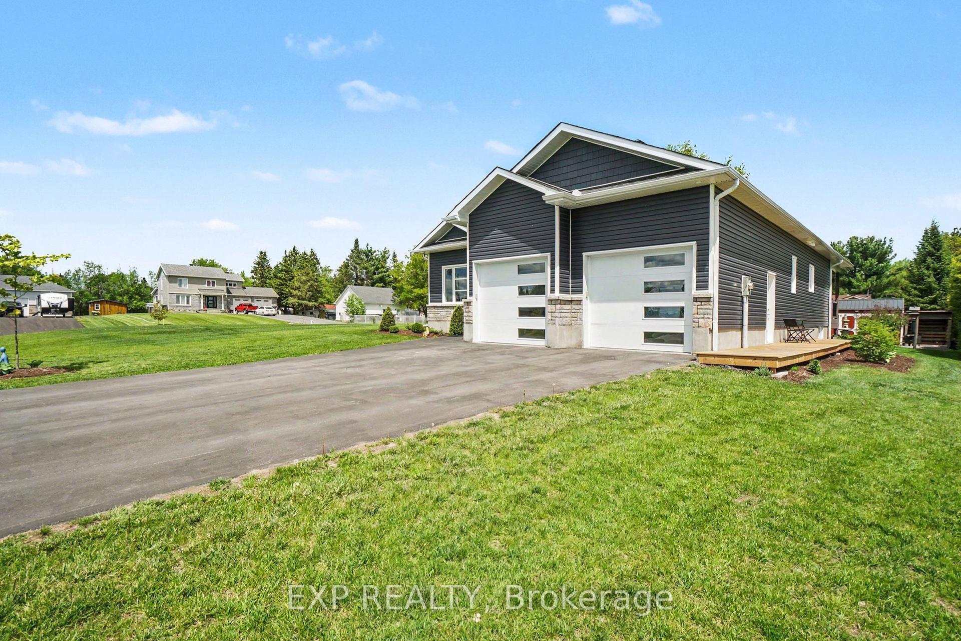 200 Nellie Street, Clarence-Rockland — photo 3 of 5