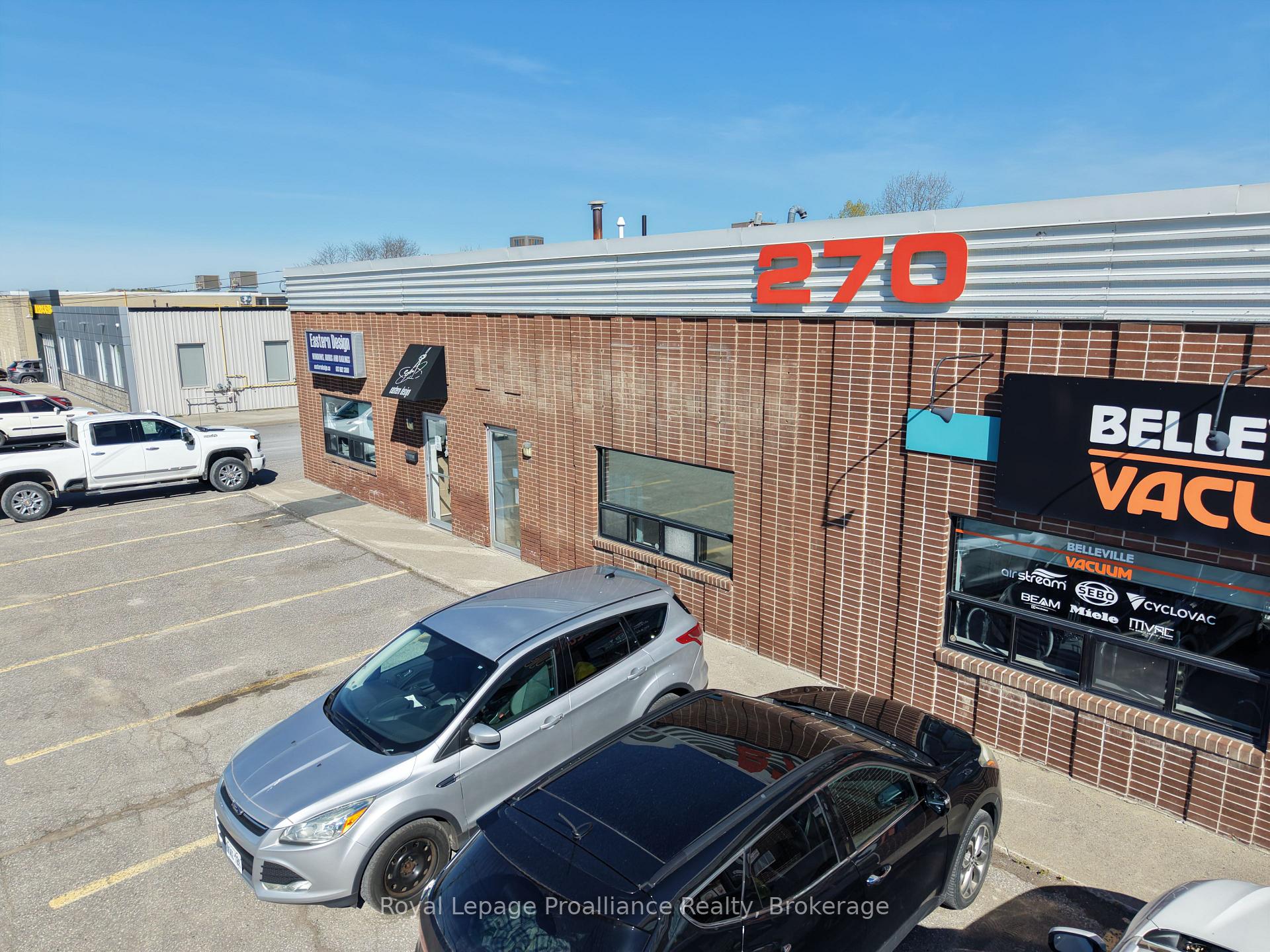 270 Adam Street 2, Belleville, ON K8N 5S4 — Belleville, Ontario