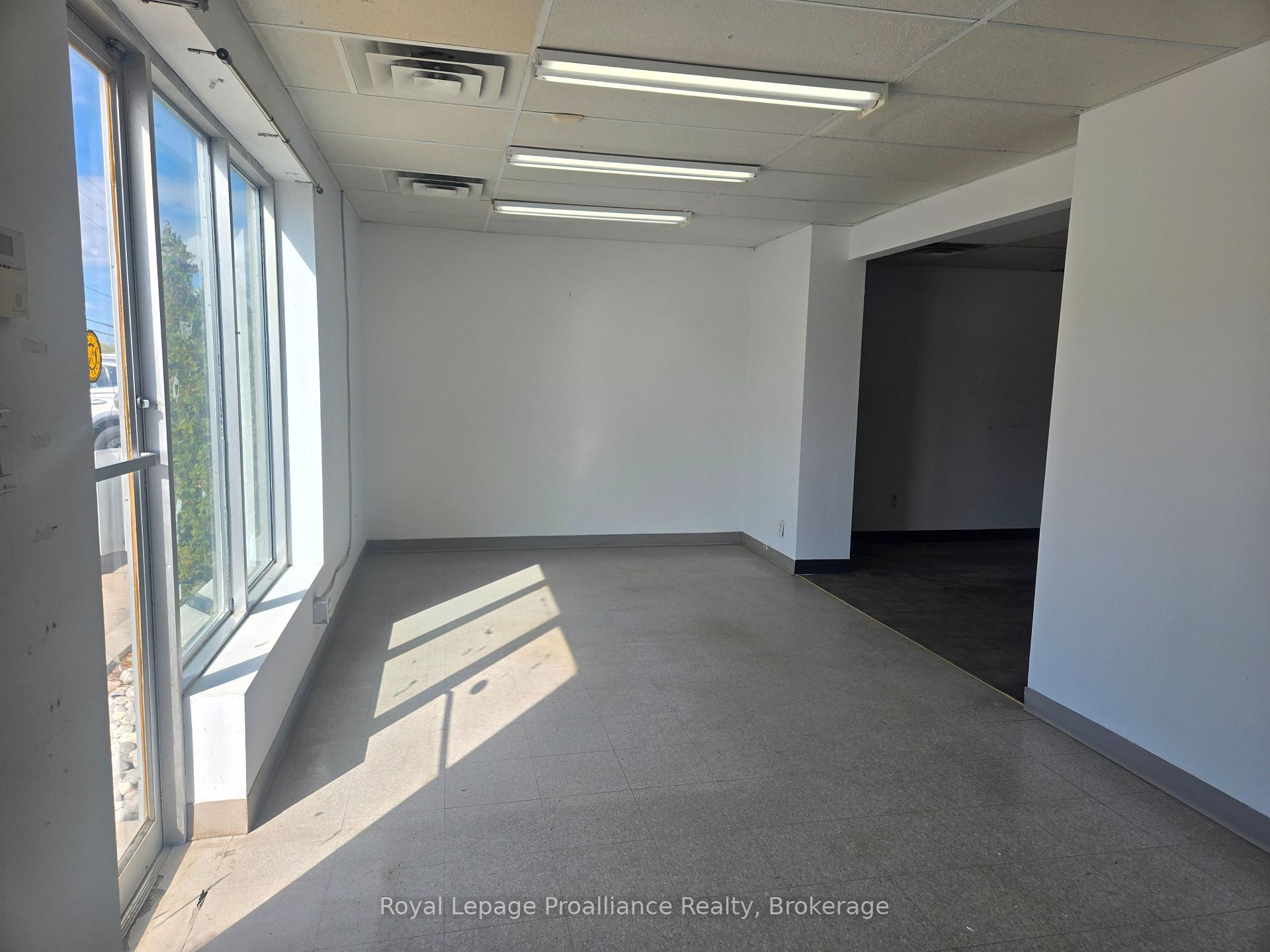 240 Adam Street 5, Belleville — photo 5 of 5