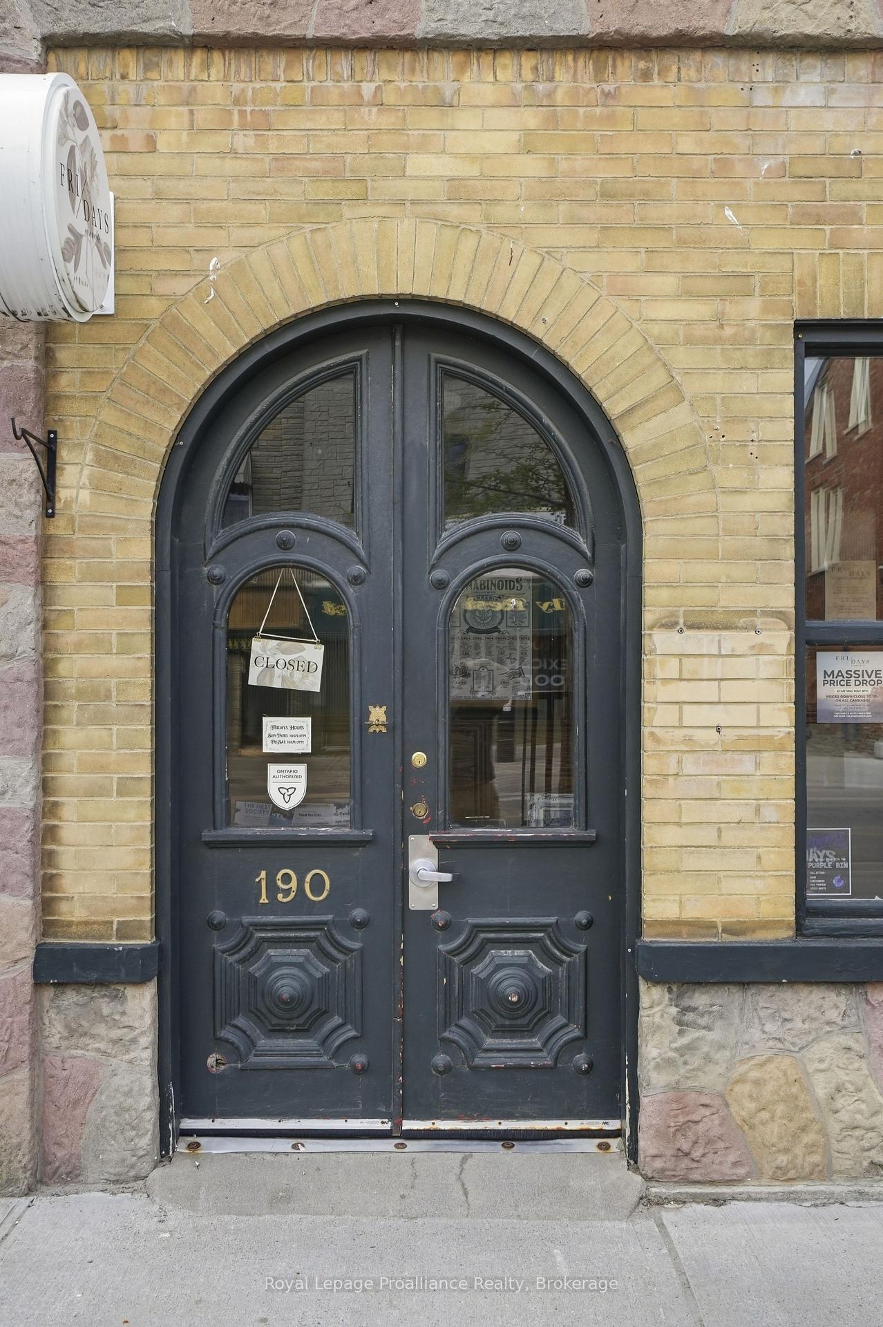 190 Main Street, Prince Edward County — photo 4 of 5