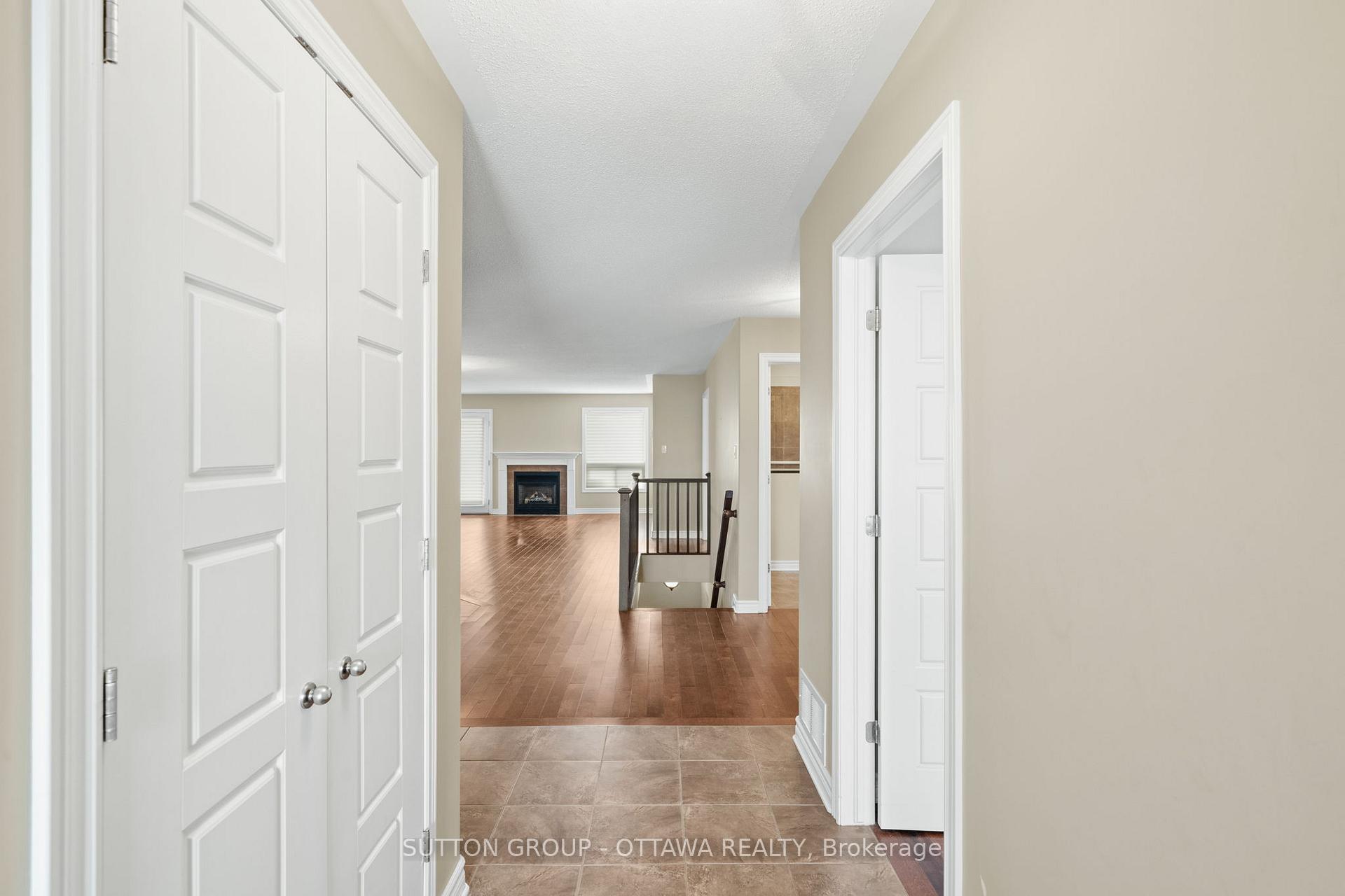 458 Van Dusen Street, Mississippi Mills — photo 3 of 5