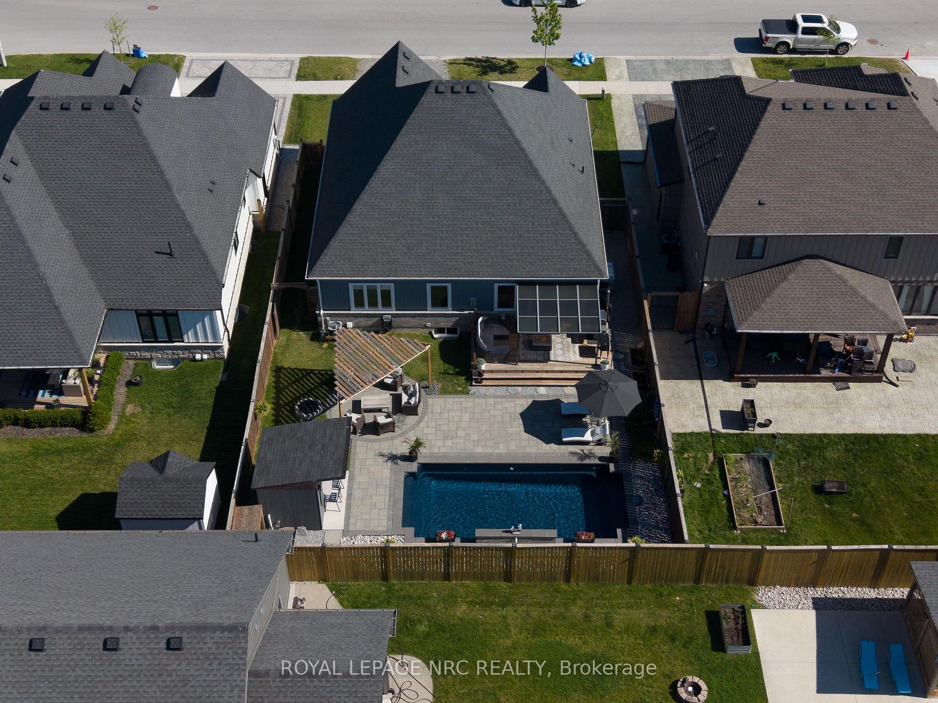 2895 Arrowsmith Court, Fort Erie — photo 4 of 5