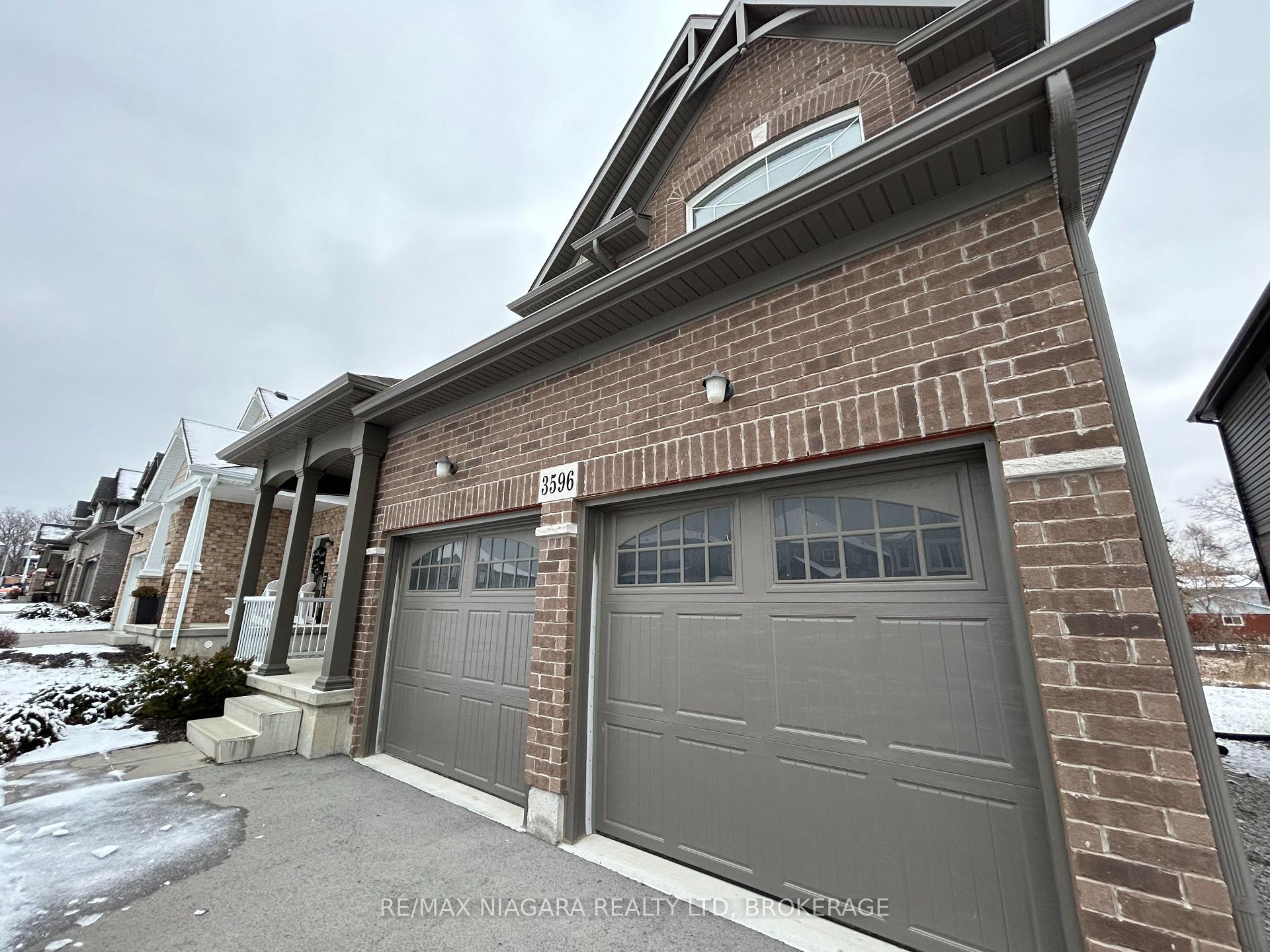 3596 Carolinia Court, Fort Erie — photo 2 of 5