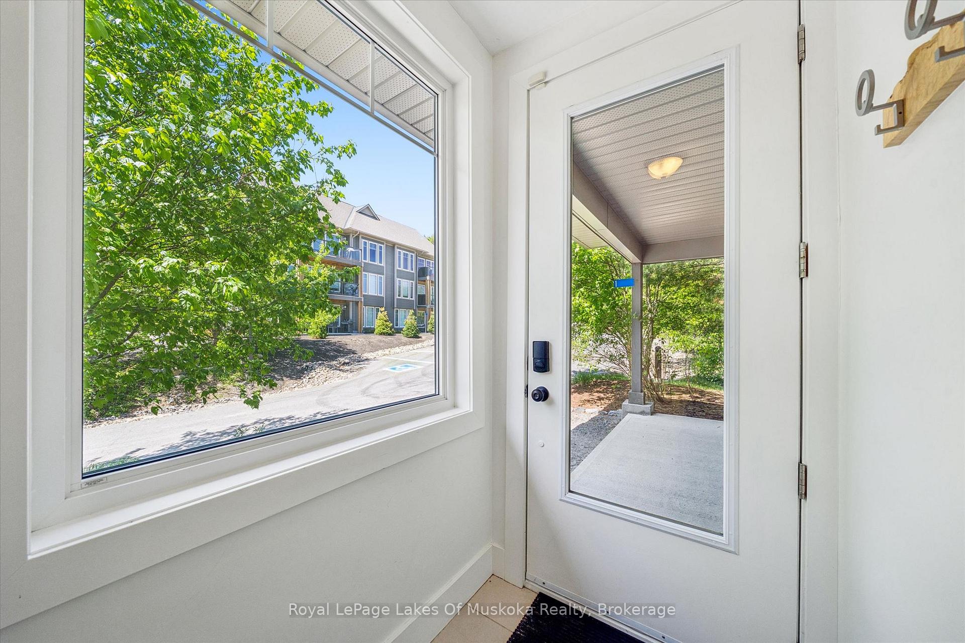 1 Tree Tops Lane 101, Huntsville — photo 4 of 5