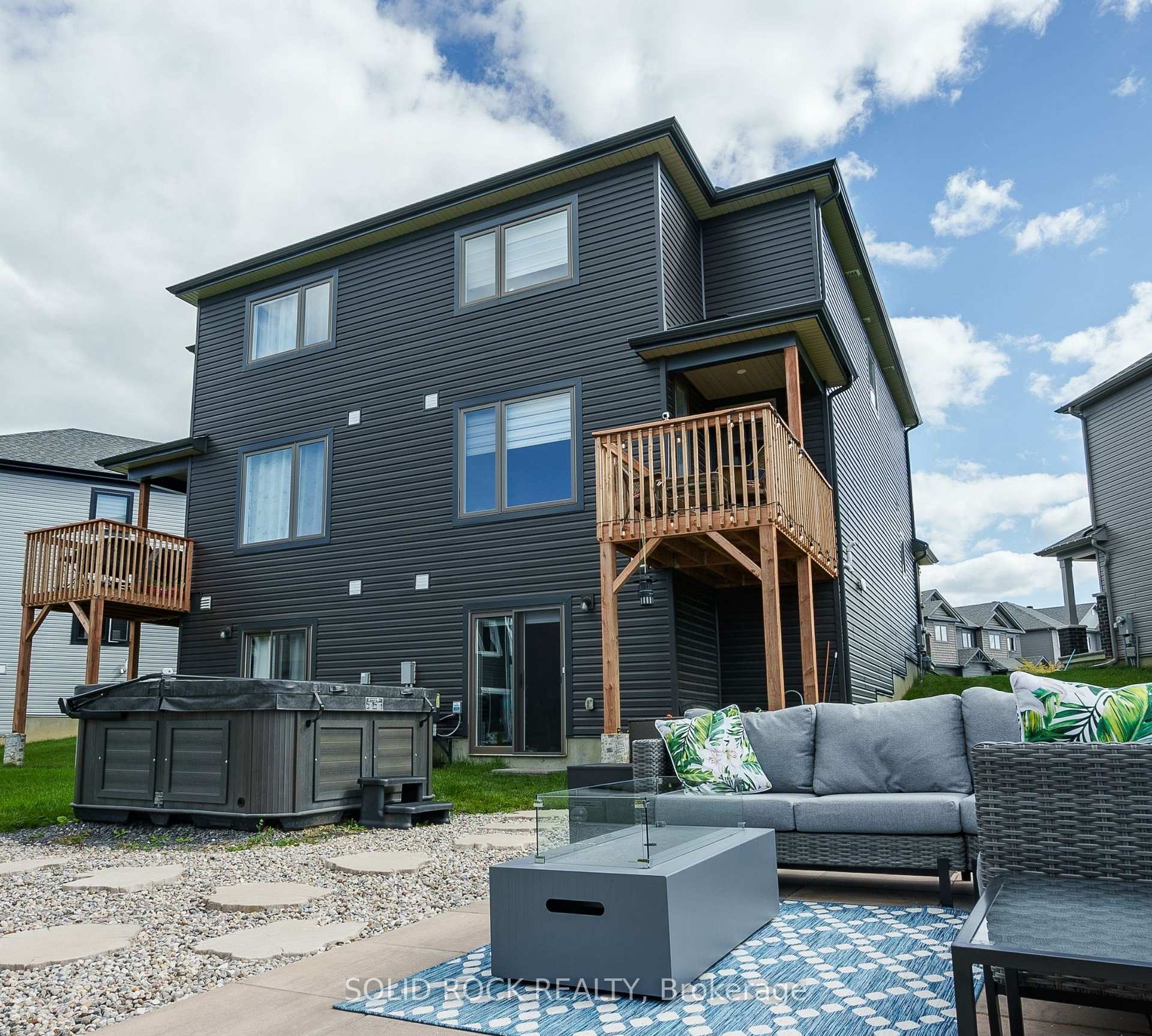 335 Grackle Street, Blossom Park - Airport and Area — photo 5 of 5