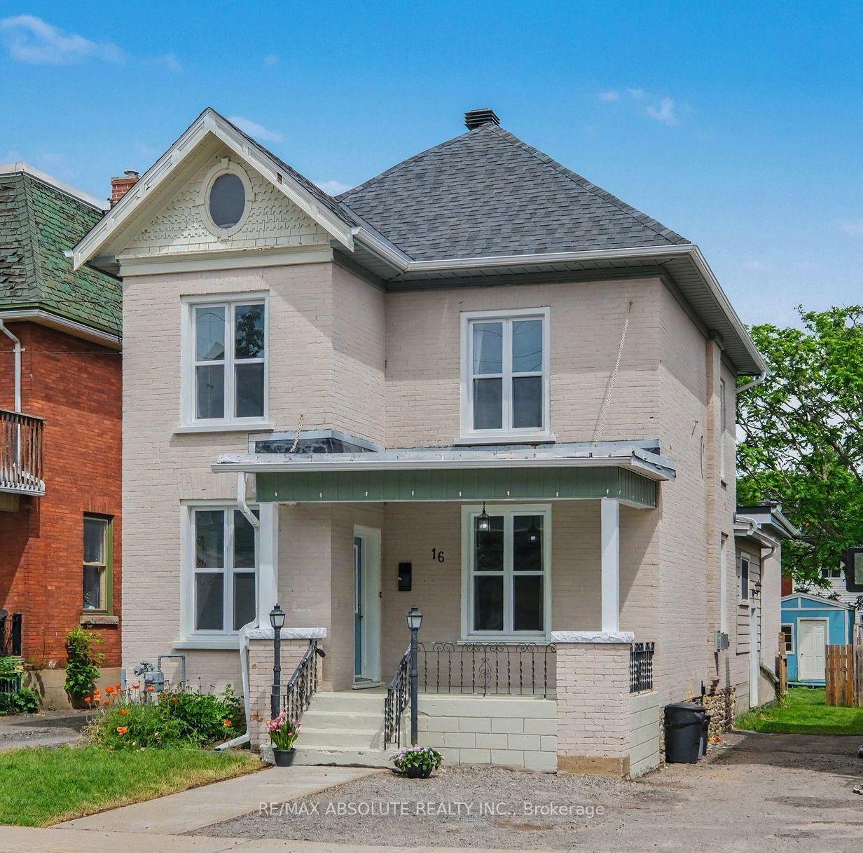16 Glen Avenue, Smiths Falls — photo 2 of 5