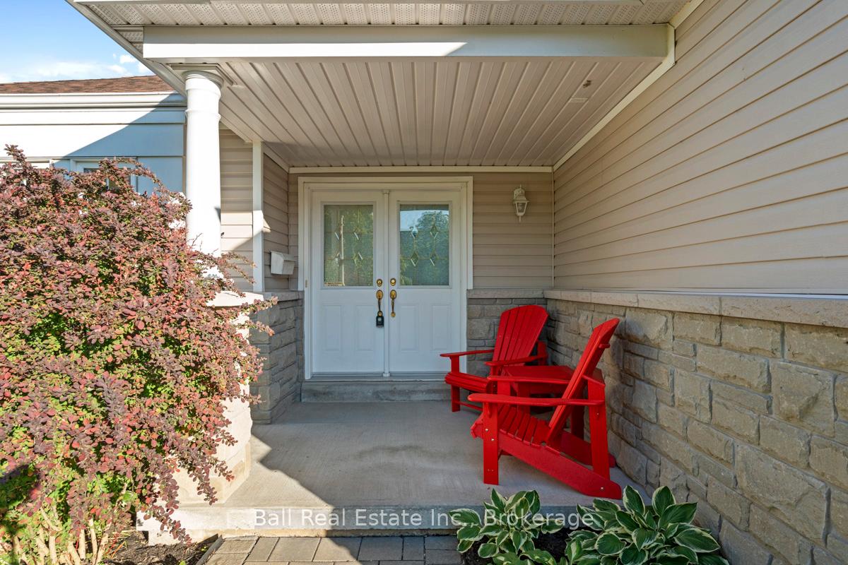 235 Evans Drive, Peterborough — photo 3 of 5