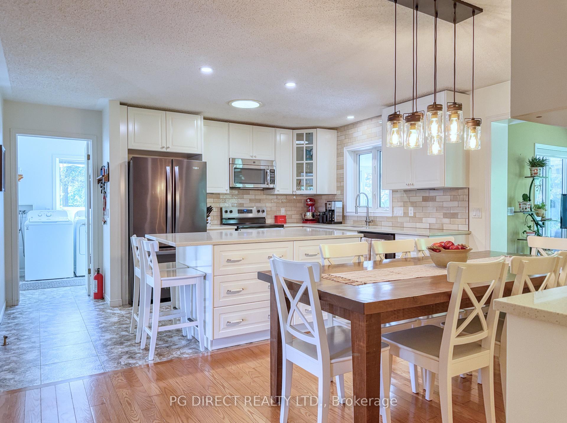 70 White Bark Way, Centre Wellington — photo 2 of 5