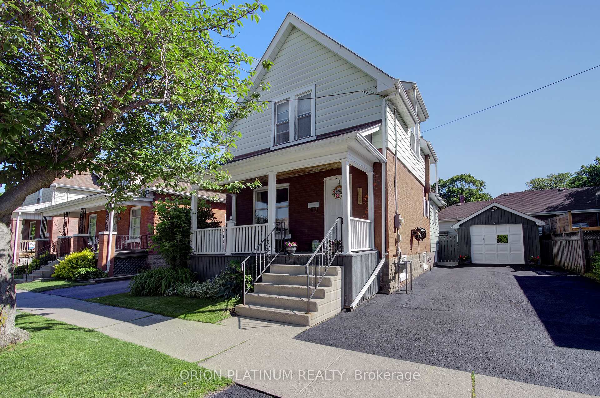 164 Catharine Avenue E, Brantford, ON N3T 1Y7 — Brantford, Ontario