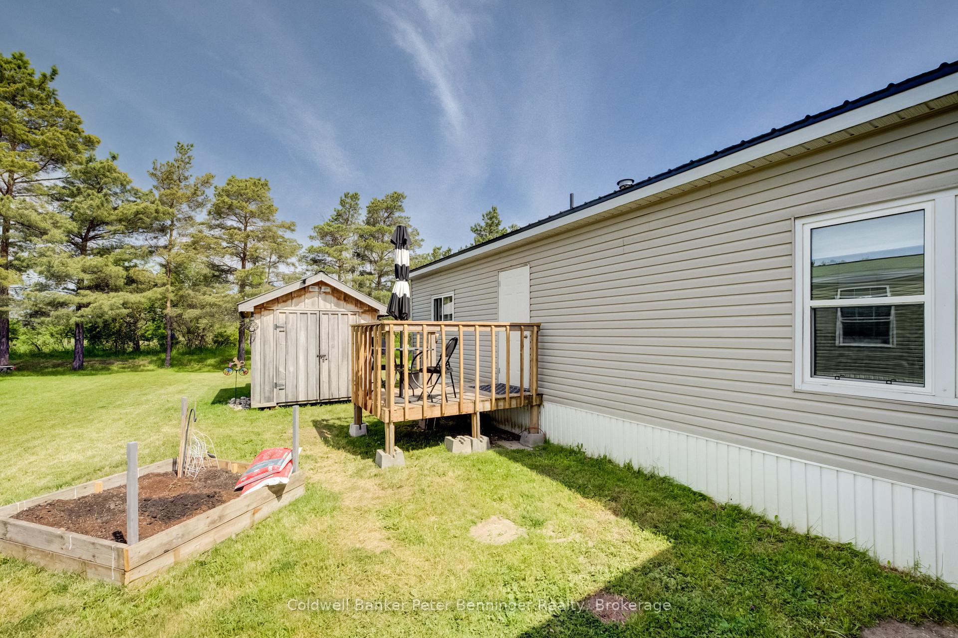 33 Dove Road, Brockton — photo 3 of 5
