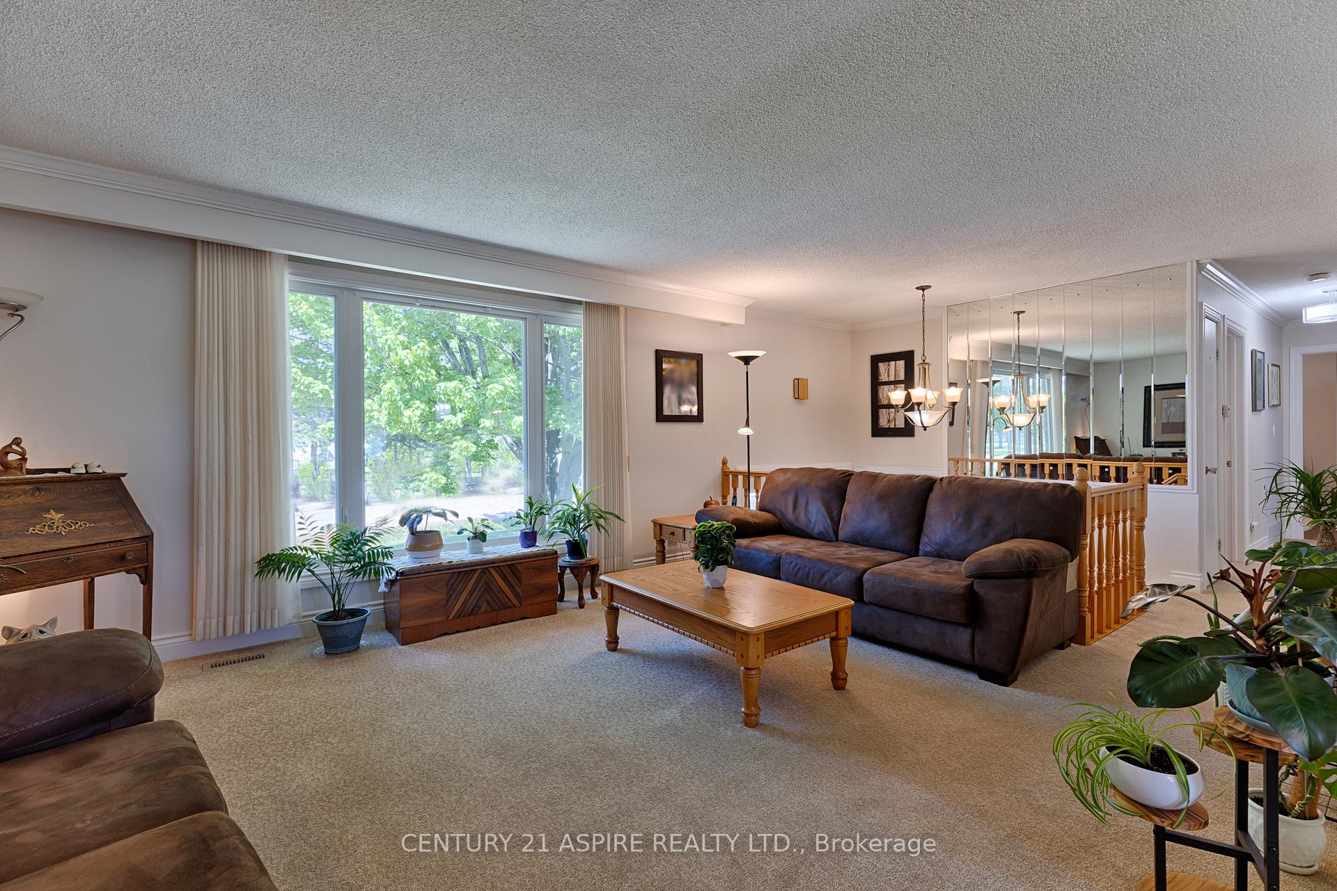2 Doris Street, Petawawa — photo 5 of 5