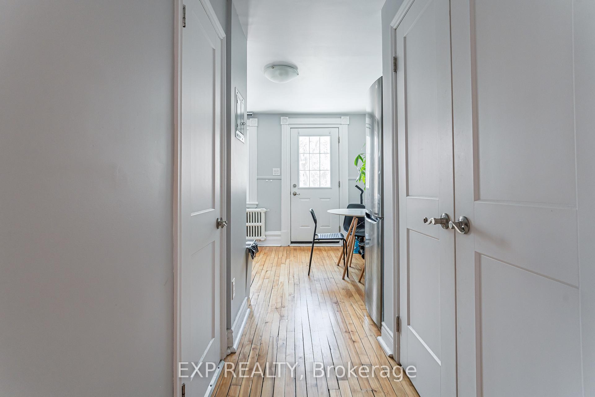 52 St Andrew Street, Lower Town - Sandy Hill — photo 5 of 5