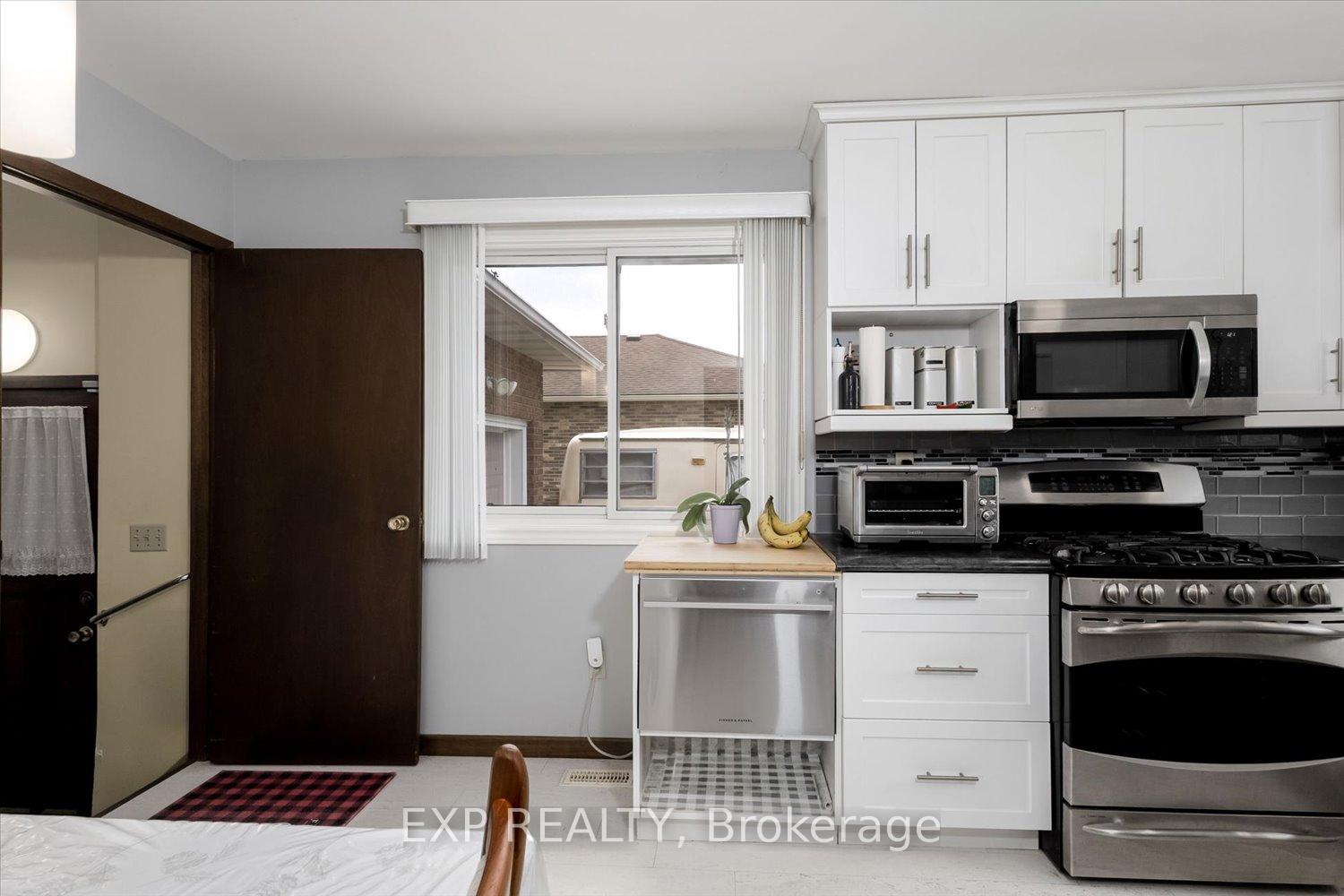 28 Denrich Avenue, Tillsonburg — photo 5 of 5