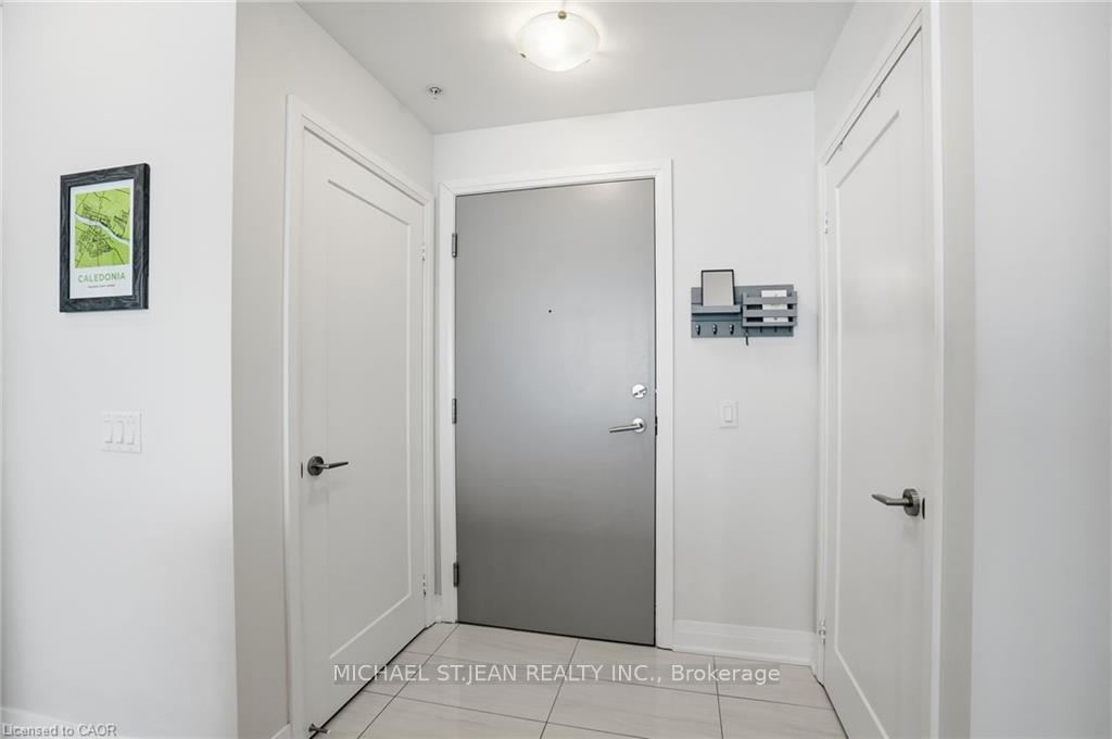 16 Concord Place 346, Grimsby — photo 5 of 5