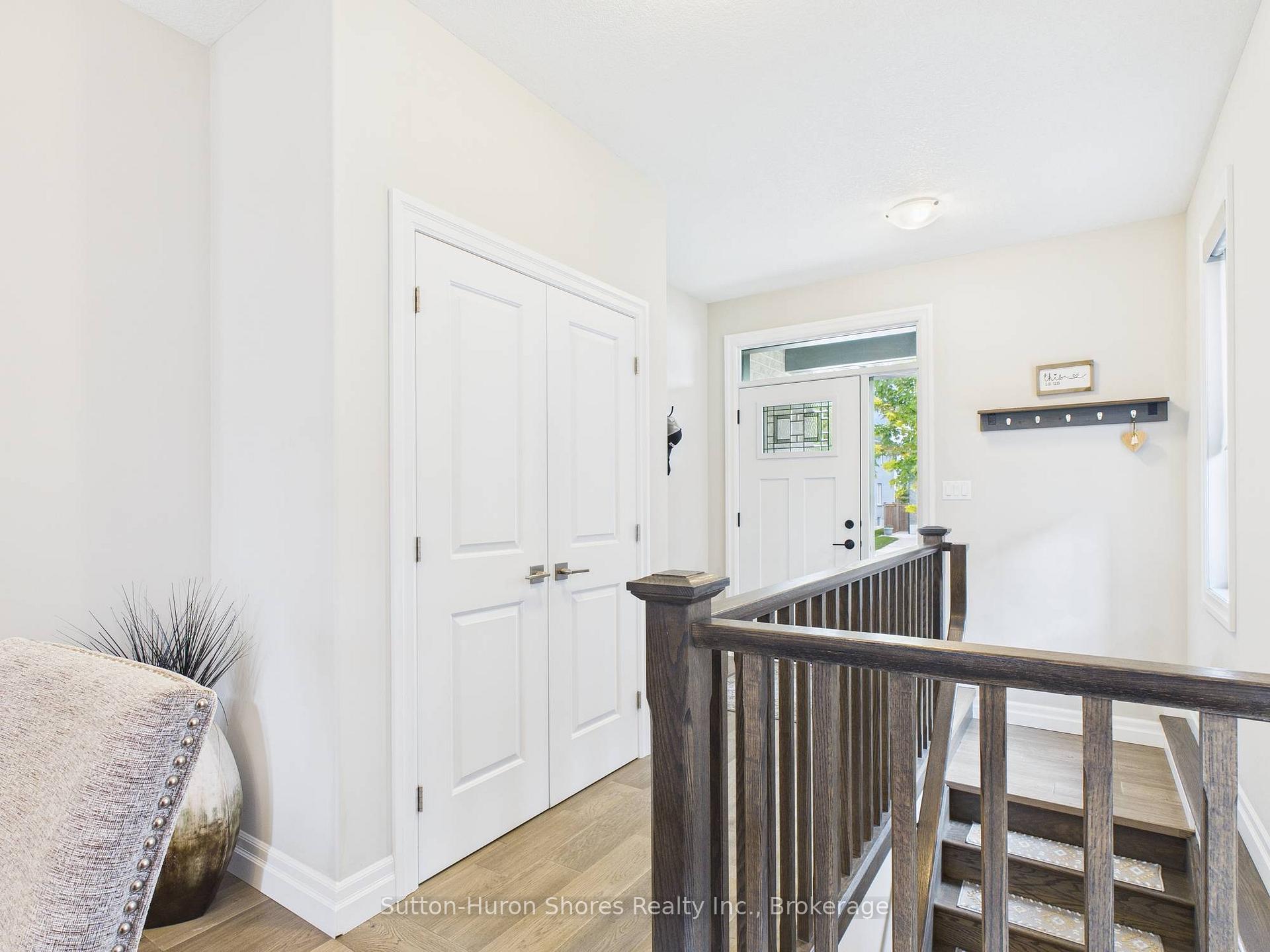404 Devonshire Road, Saugeen Shores — photo 2 of 5