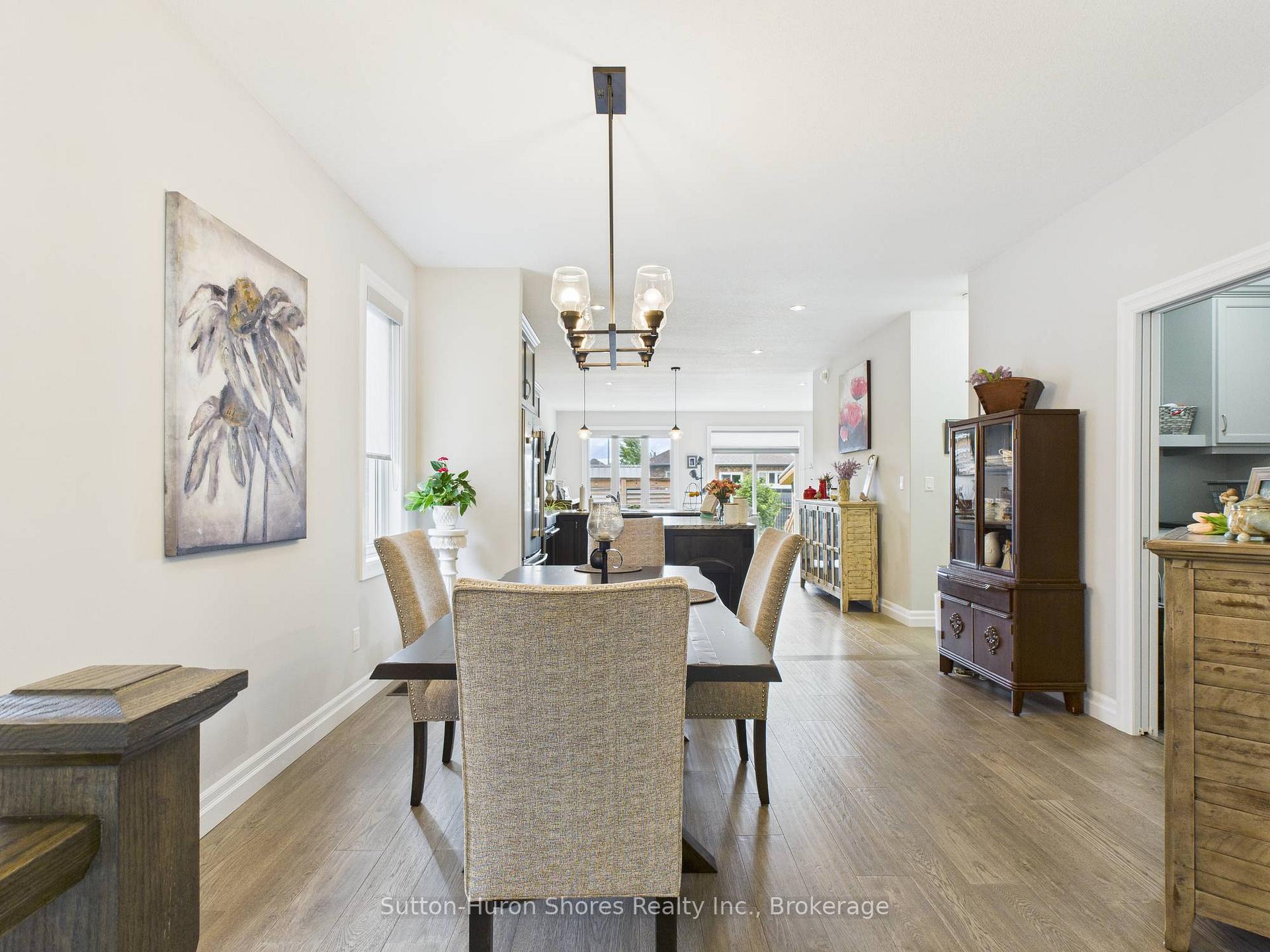 404 Devonshire Road, Saugeen Shores — photo 3 of 5
