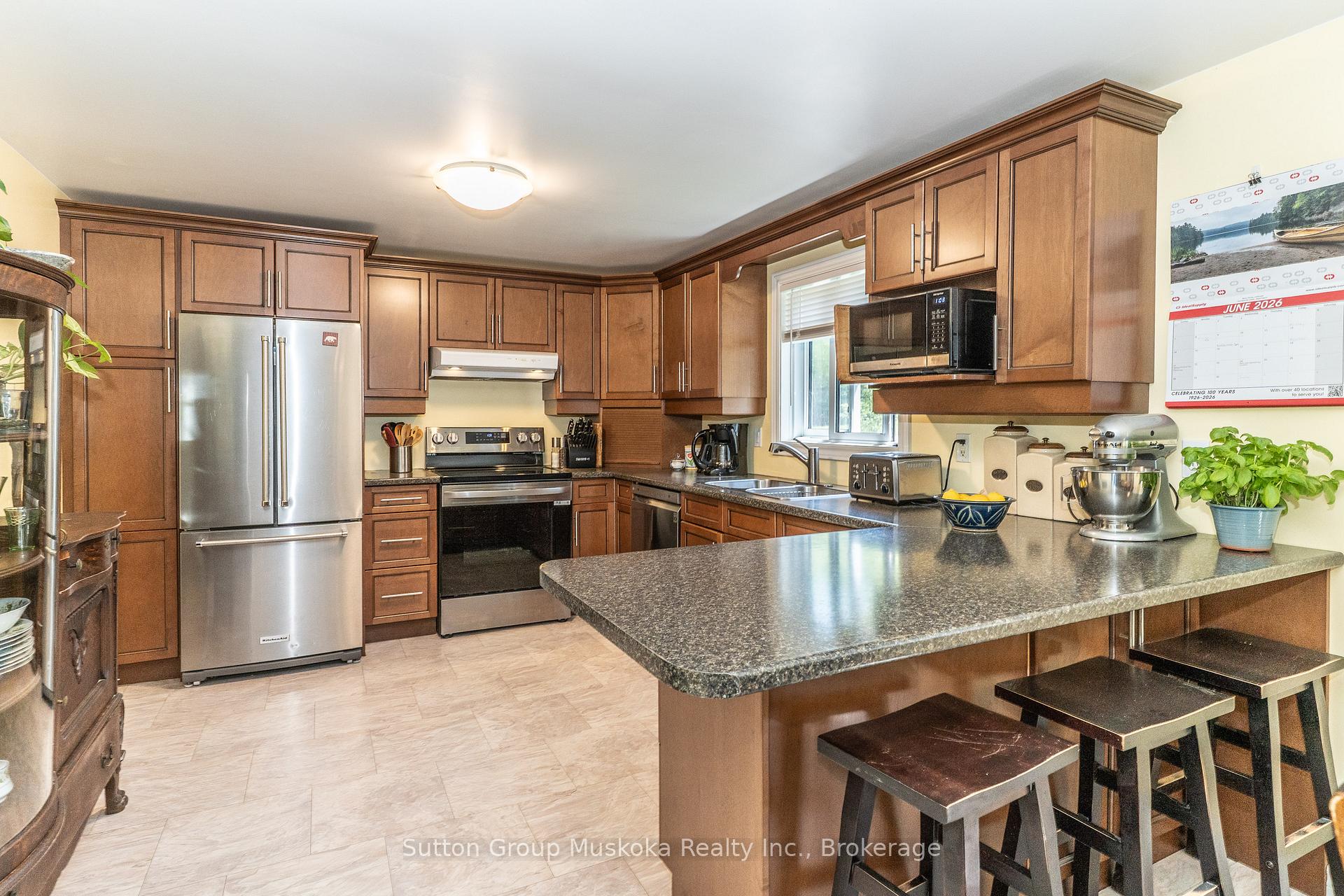 1467 North Mary Lake Road, Huntsville — photo 3 of 5