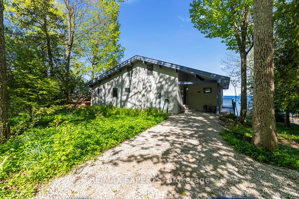 341 Cedar Avenue, Meaford — photo 2 of 5