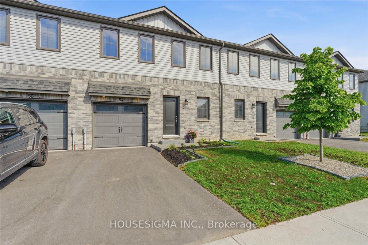 54 Campbell Crescent, Prince Edward County — photo 2 of 5