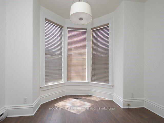 111 Ainslie Street N, Cambridge — photo 5 of 5