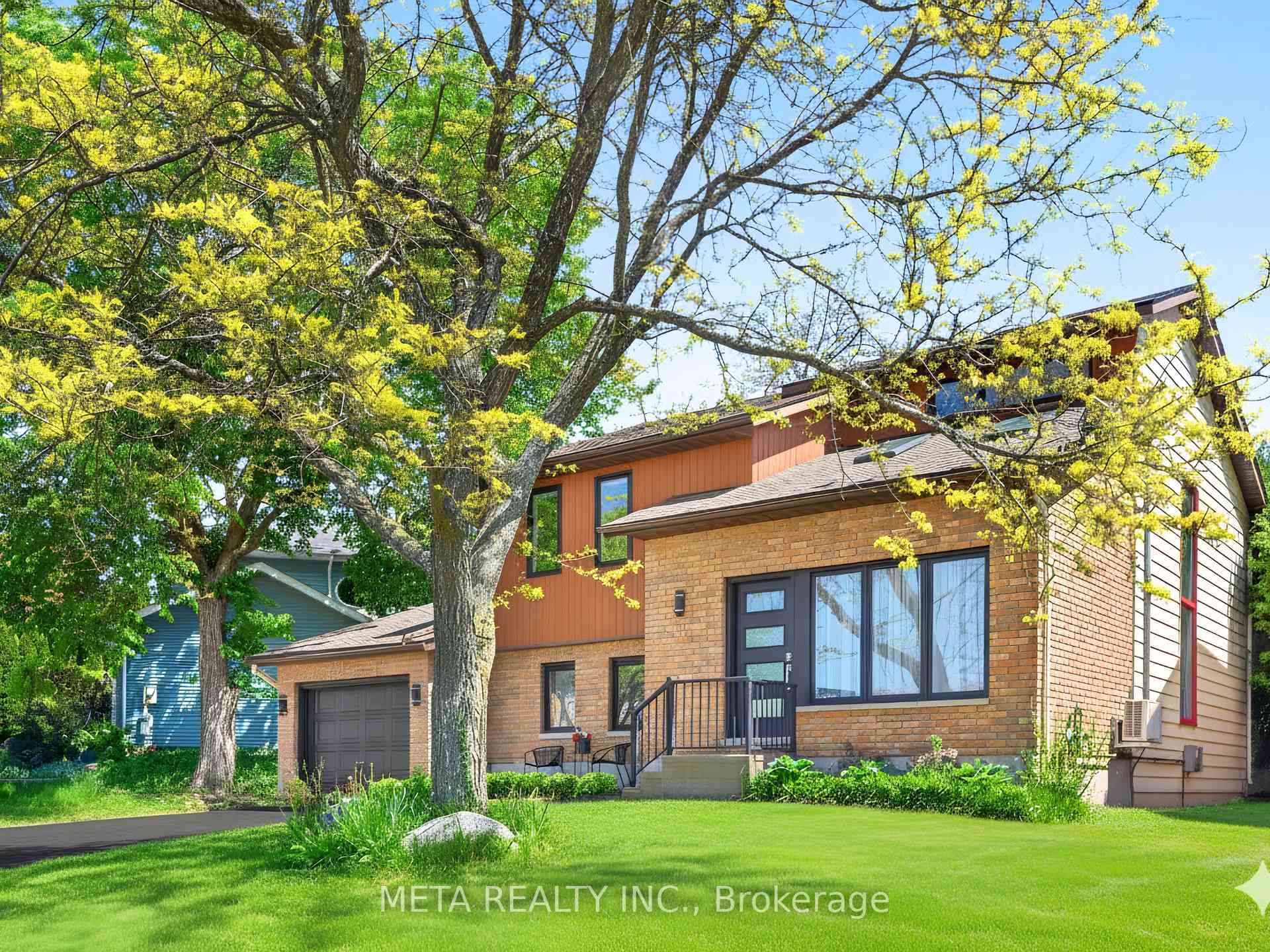 865 27th Street, Owen Sound — photo 2 of 5