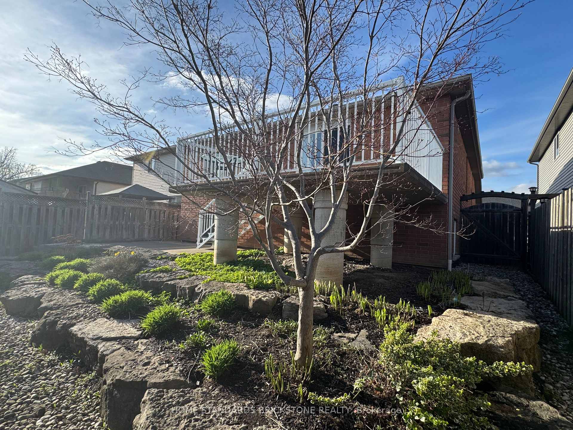 412 Autumn Crescent, Welland — photo 3 of 5