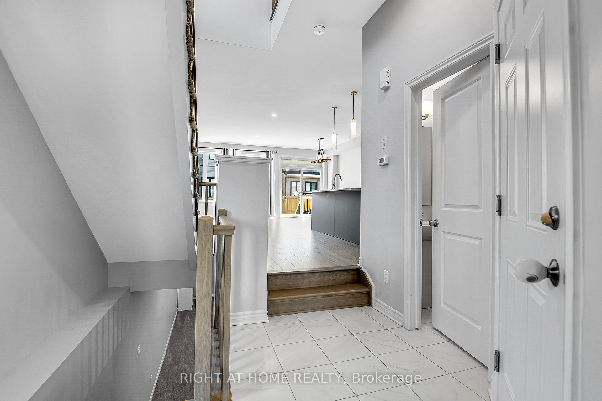 45 Mandevilla Crescent, Blossom Park - Airport and Area — photo 5 of 5