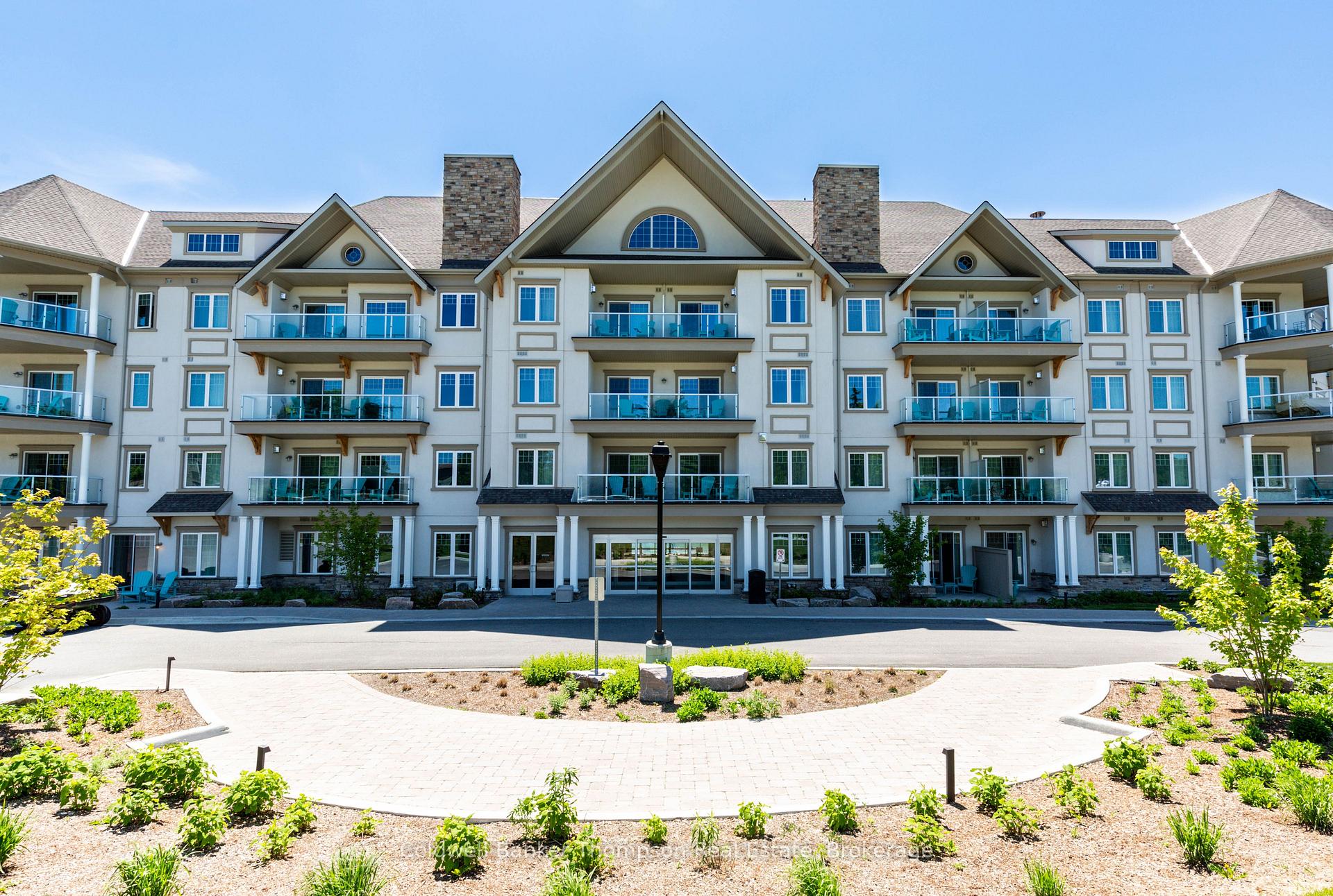 25 PEN LAKE POINT Road 328, Huntsville, ON P1H 1A9 — Huntsville, Ontario