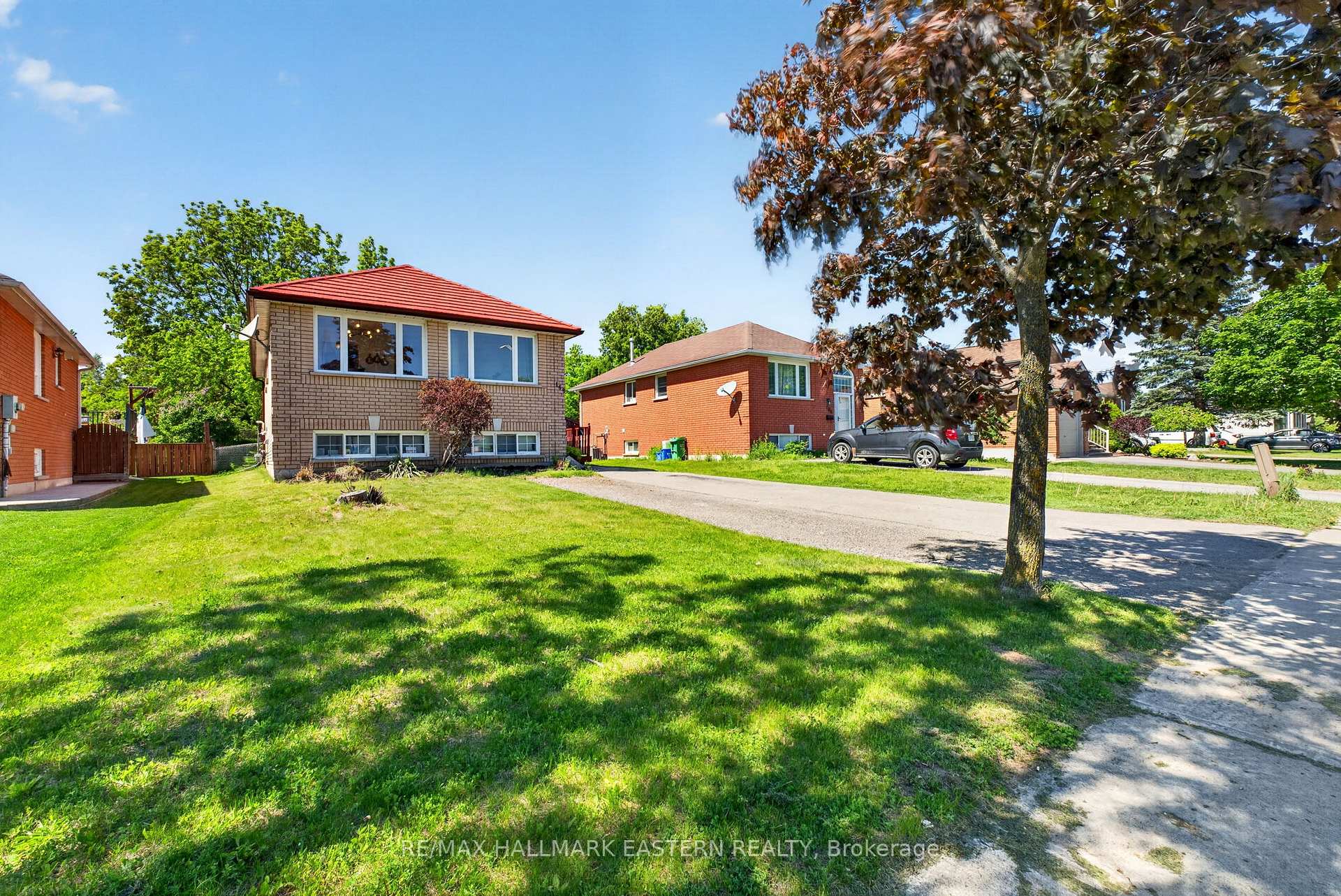 168 TOWERHILL Road N, Peterborough — photo 3 of 5