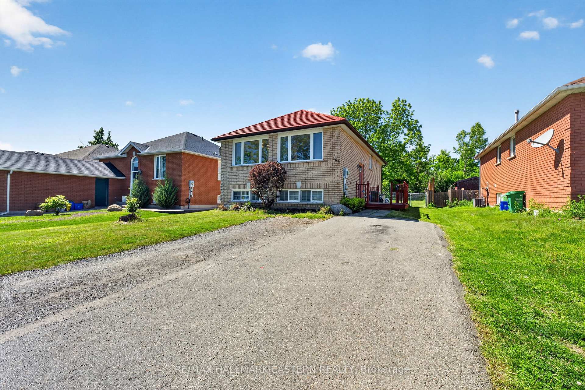 168 TOWERHILL Road N, Peterborough — photo 4 of 5