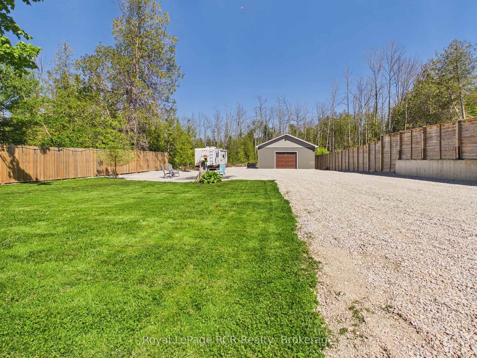 299 Victoria Street, Kincardine — photo 4 of 5