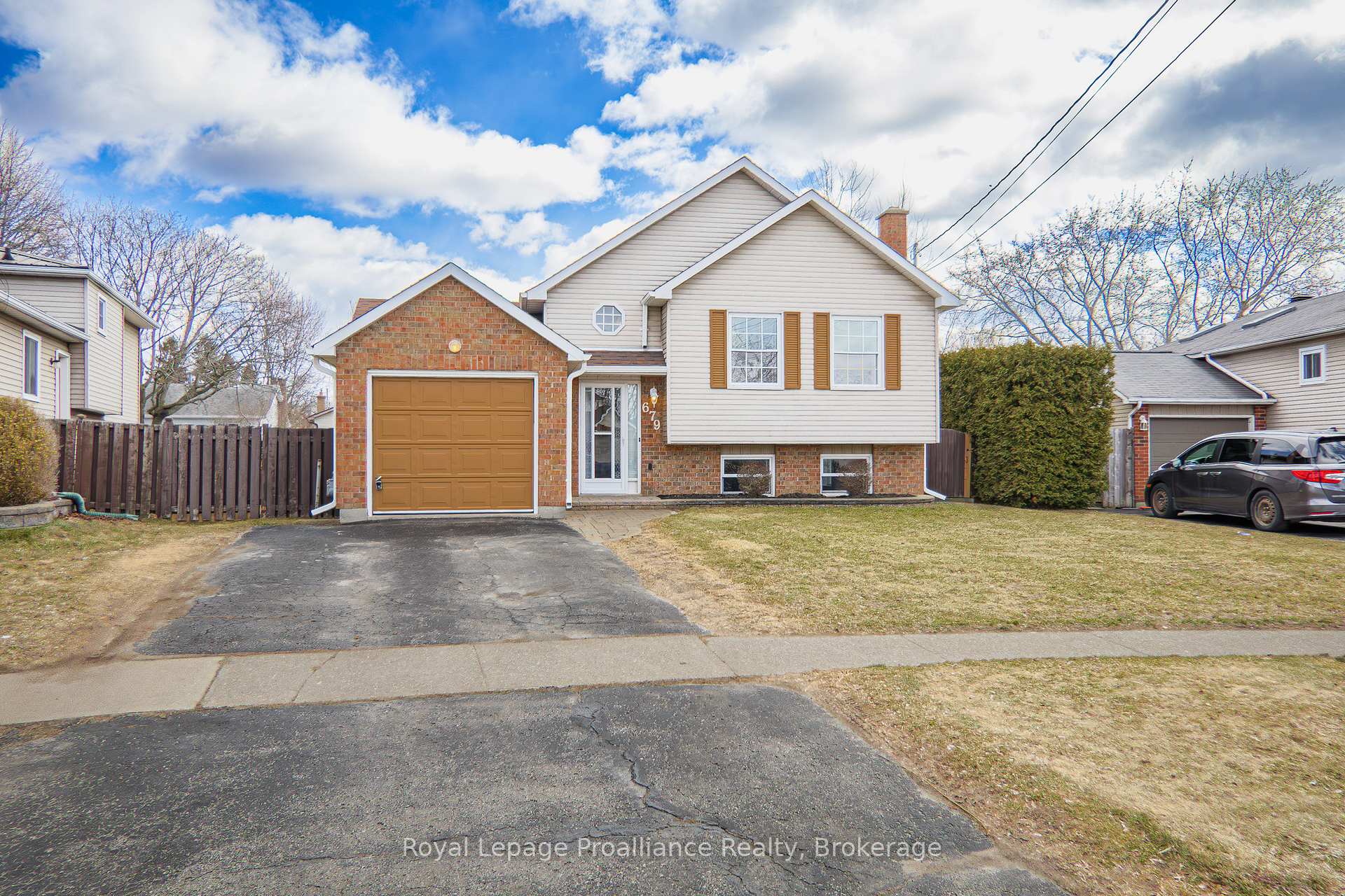 679 Mackechnie Crescent, Cobourg — photo 3 of 5