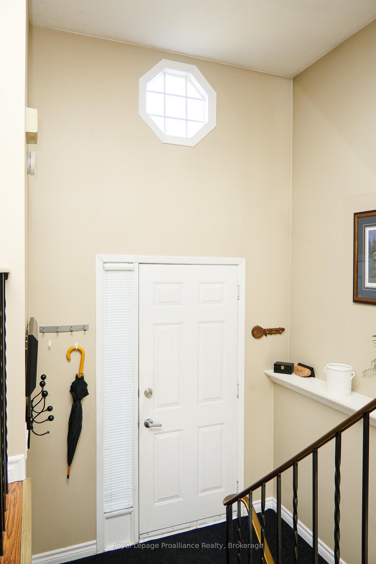 679 Mackechnie Crescent, Cobourg — photo 4 of 5
