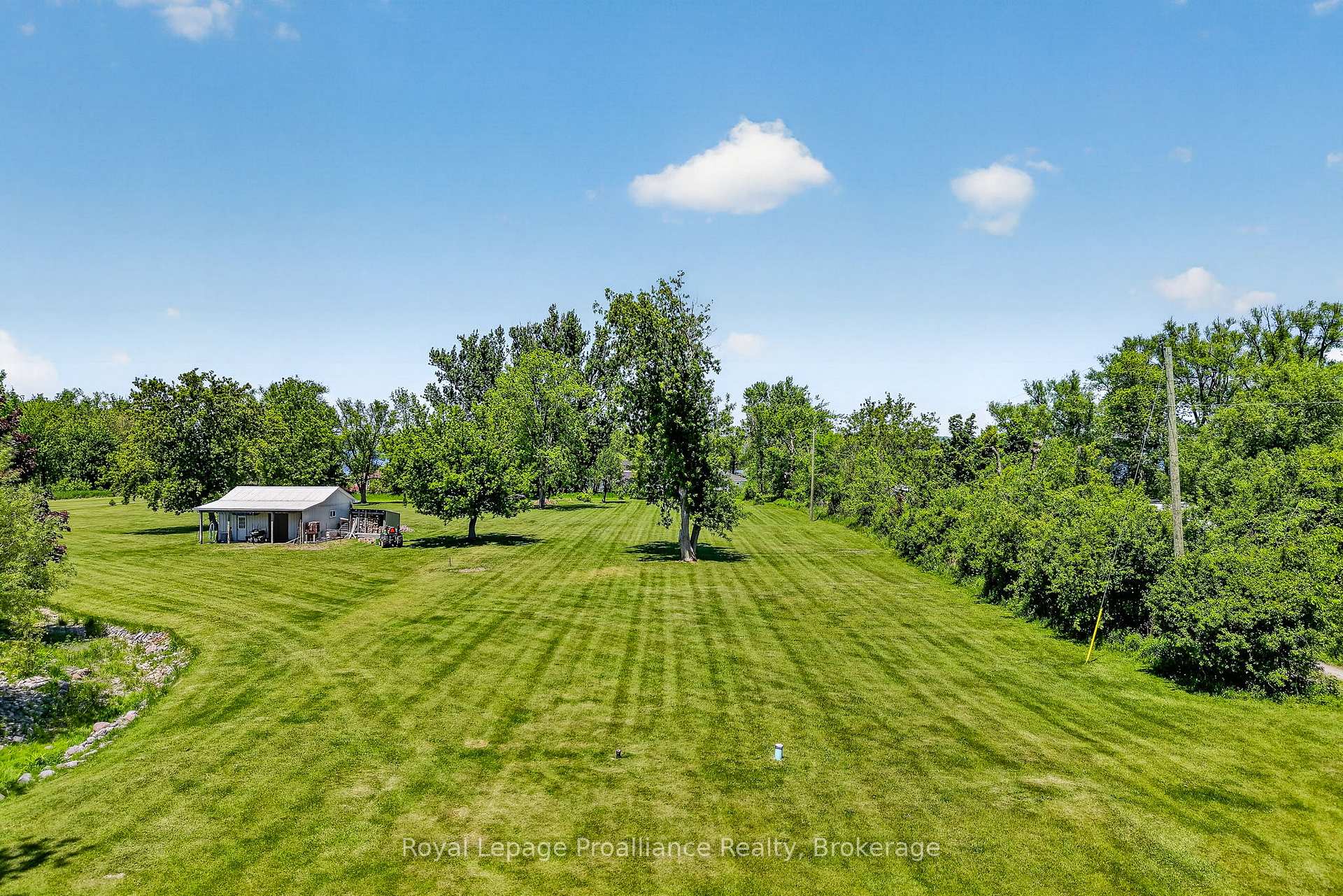 5648 Rice Lake Scenic Drive, Hamilton Township — photo 5 of 5