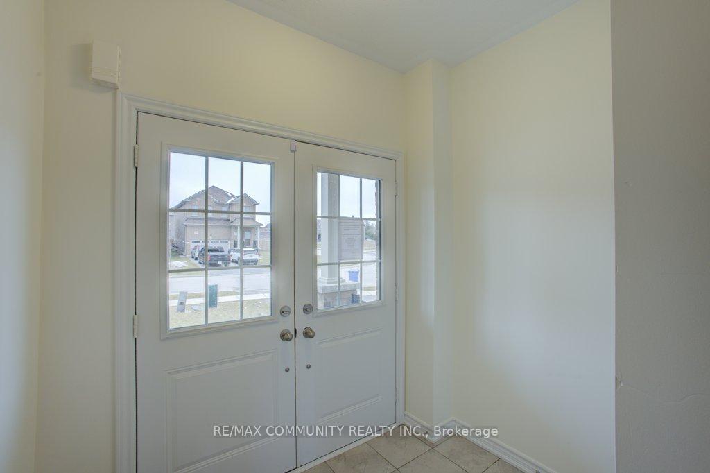 299 Ridley Crescent, Southgate — photo 5 of 5