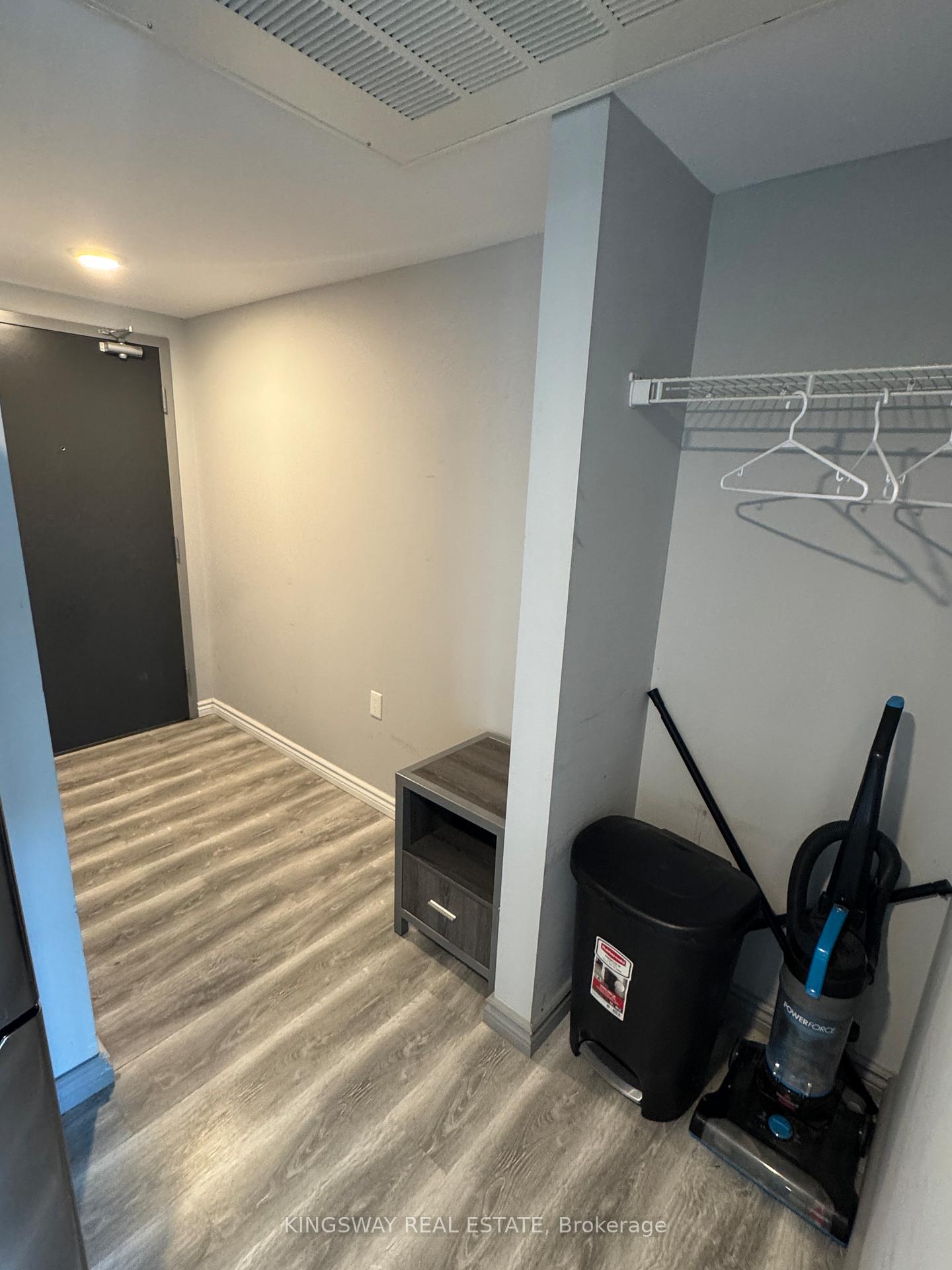 275 Larch Street G316, Waterloo — photo 3 of 5
