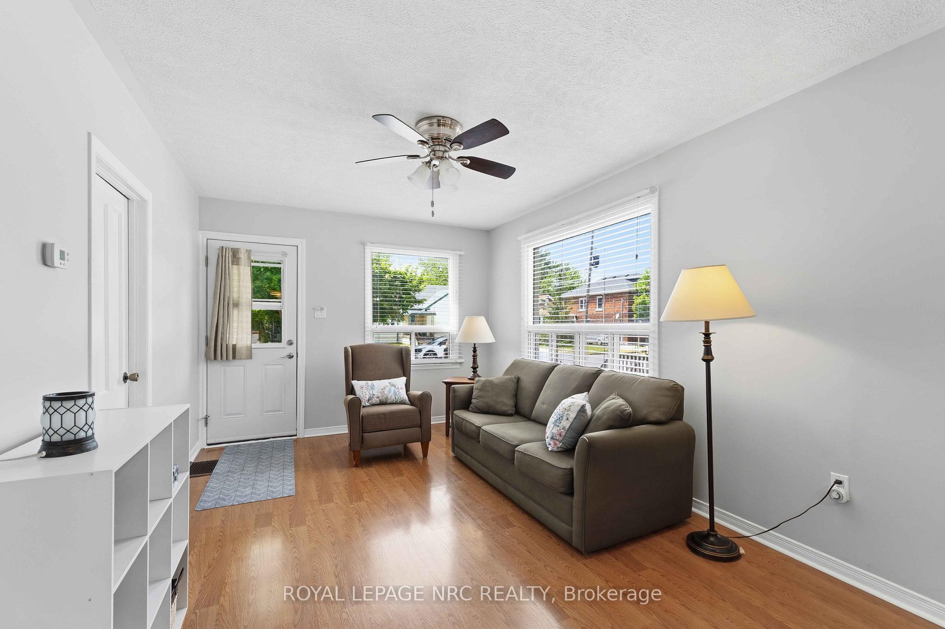 144 Mcalpine Avenue S, Welland — photo 4 of 5